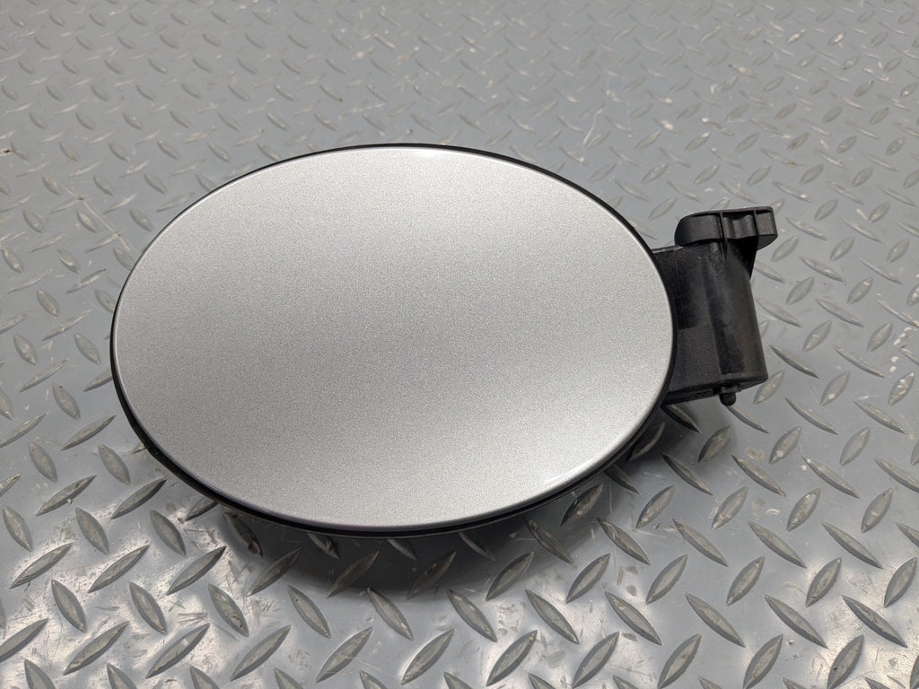 2009 - 2011 OEM MERCEDES-BENZ ML63 FUEL TANK DOOR GAS FILLER FLAP