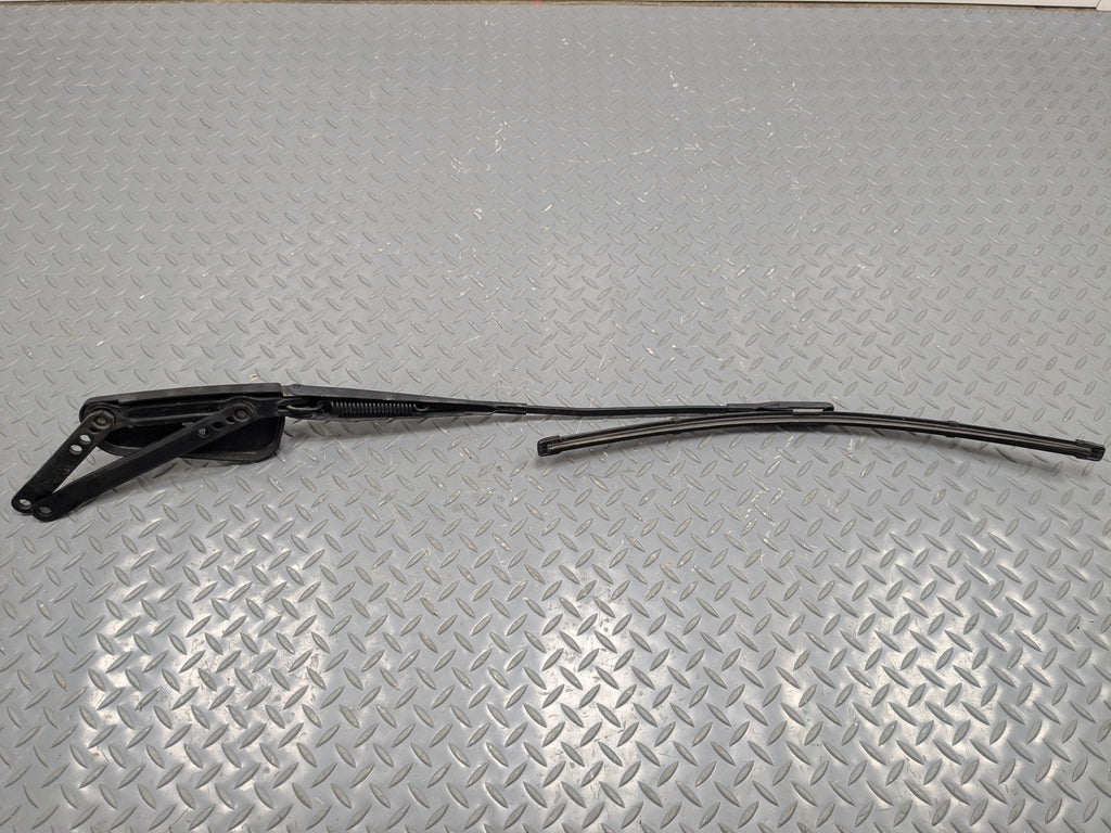 2009 - 2011 OEM MERCEDES-BENZ ML63 FRONT RIGHT SIDE WINDSHIELD WIPER ARM