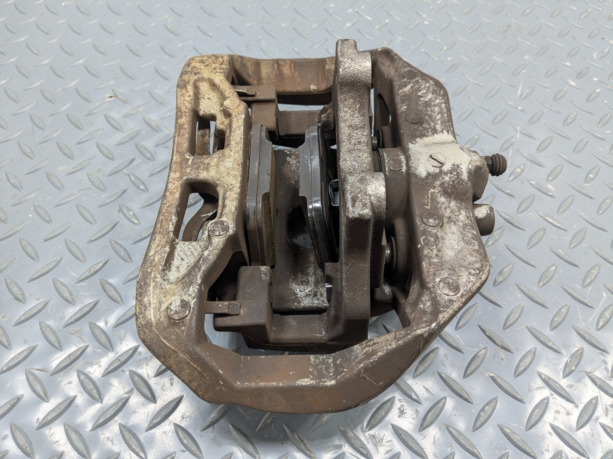 2009 - 2011 OEM MERCEDES-BENZ ML63 FRONT LEFT DRIVER SIDE BRAKE CALIPER