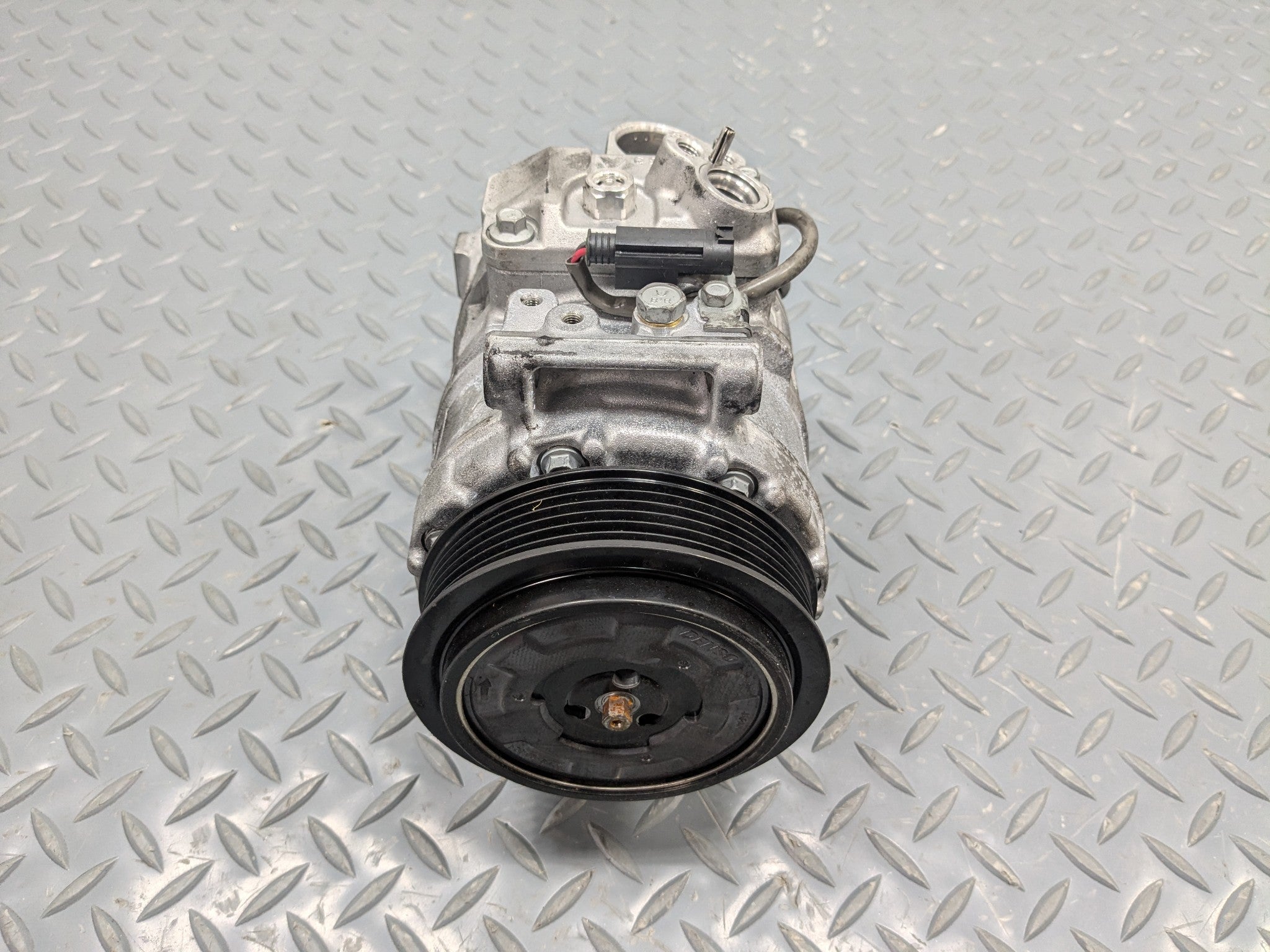 09 - 11 OEM MERCEDES-BENZ ML63 AC AIR CONDITIONING COMPRESSOR PUMP
