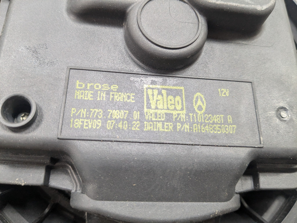 2009 - 2011 OEM MERCEDES-BENZ ML63 FRONT HEATER CORE WITH HOUSING ASSEMBLY