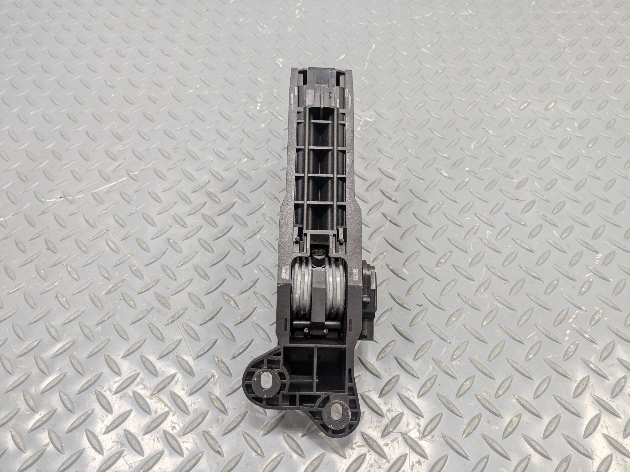 2009 - 2011 OEM MERCEDES-BENZ ML63 GAS THROTTLE PEDAL ACCELERATOR SENSOR