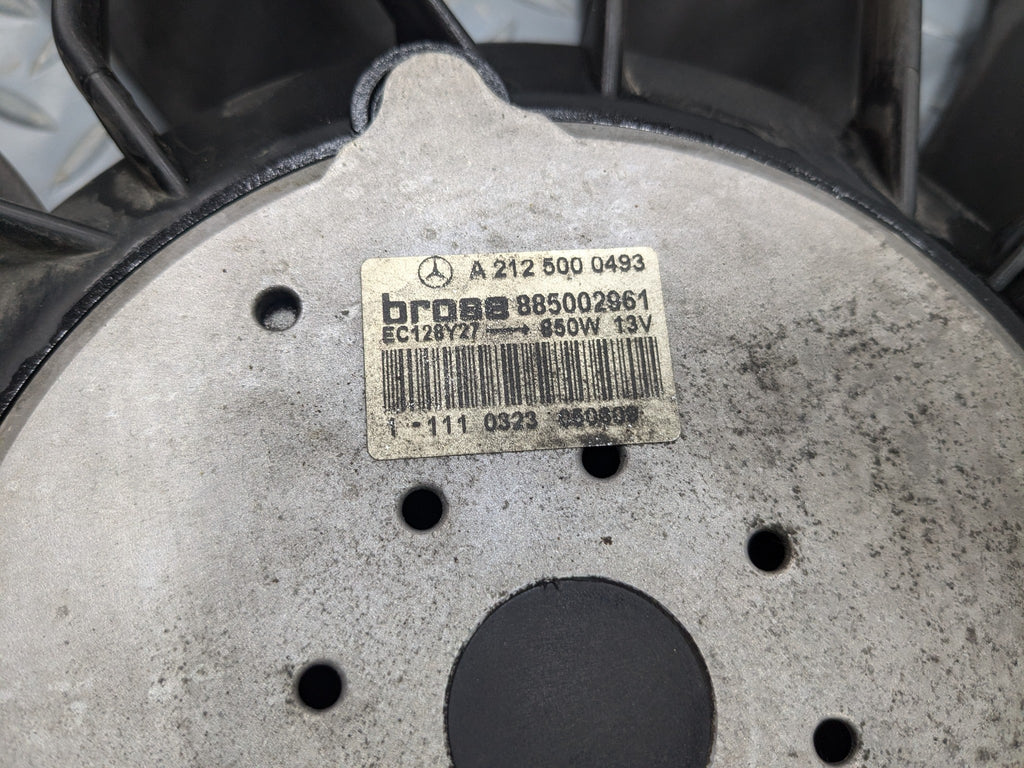 2009 - 2011 OEM MERCEDES-BENZ ML63 ENGINE RADIATOR COOLING FAN MOTOR