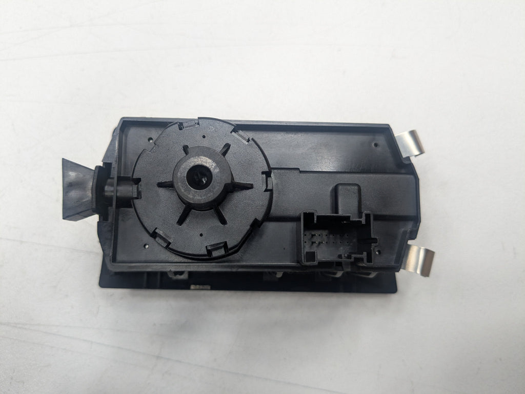 2009 - 2011 OEM MERCEDES-BENZ ML63 FRONT HEADLIGHT CONTROL SWITCH MODULE