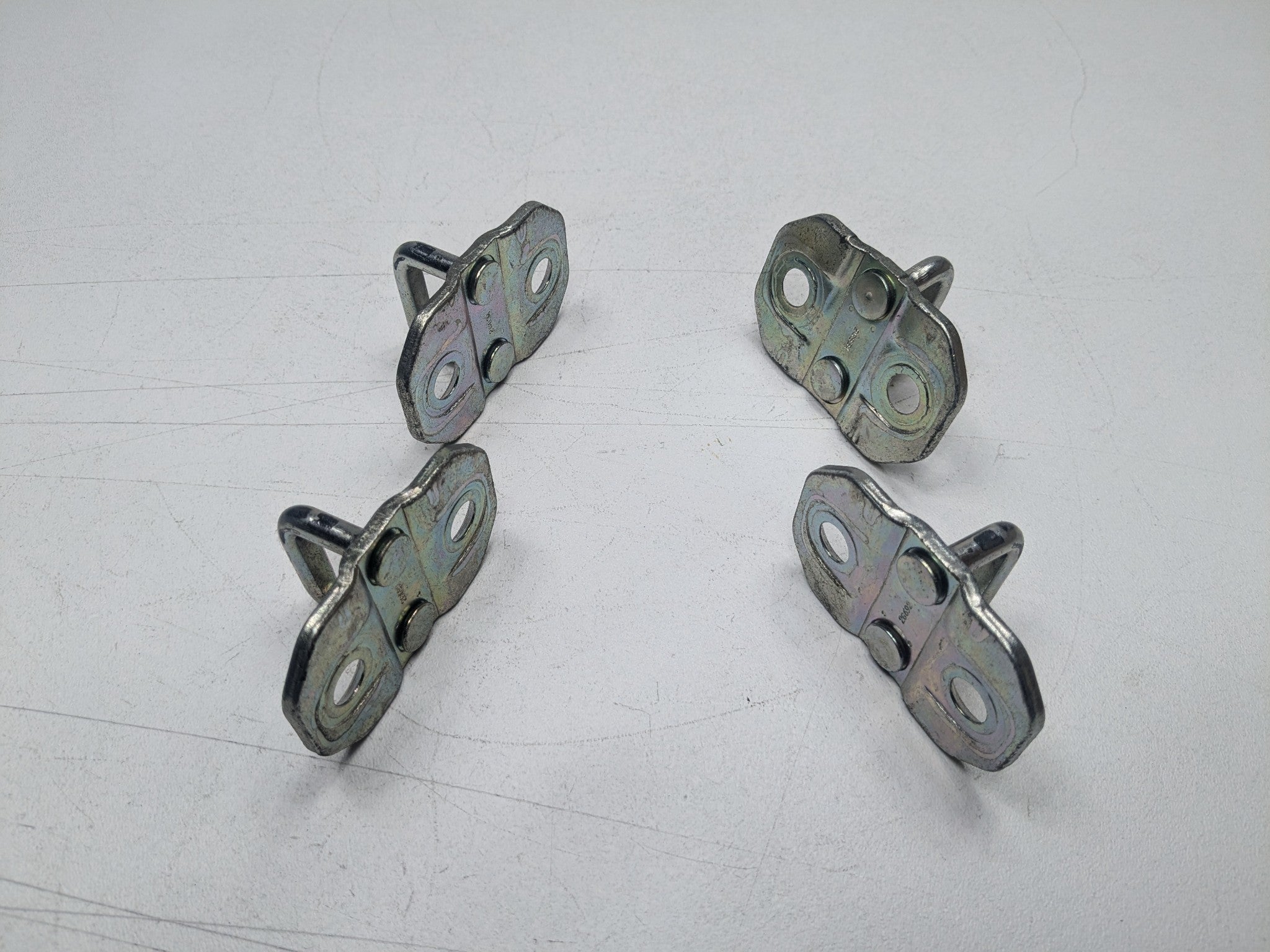 2009 - 2011 OEM MERCEDES-BENZ ML63 LEFT AND RIGHT DOOR LATCH LOCK STRIKER SET