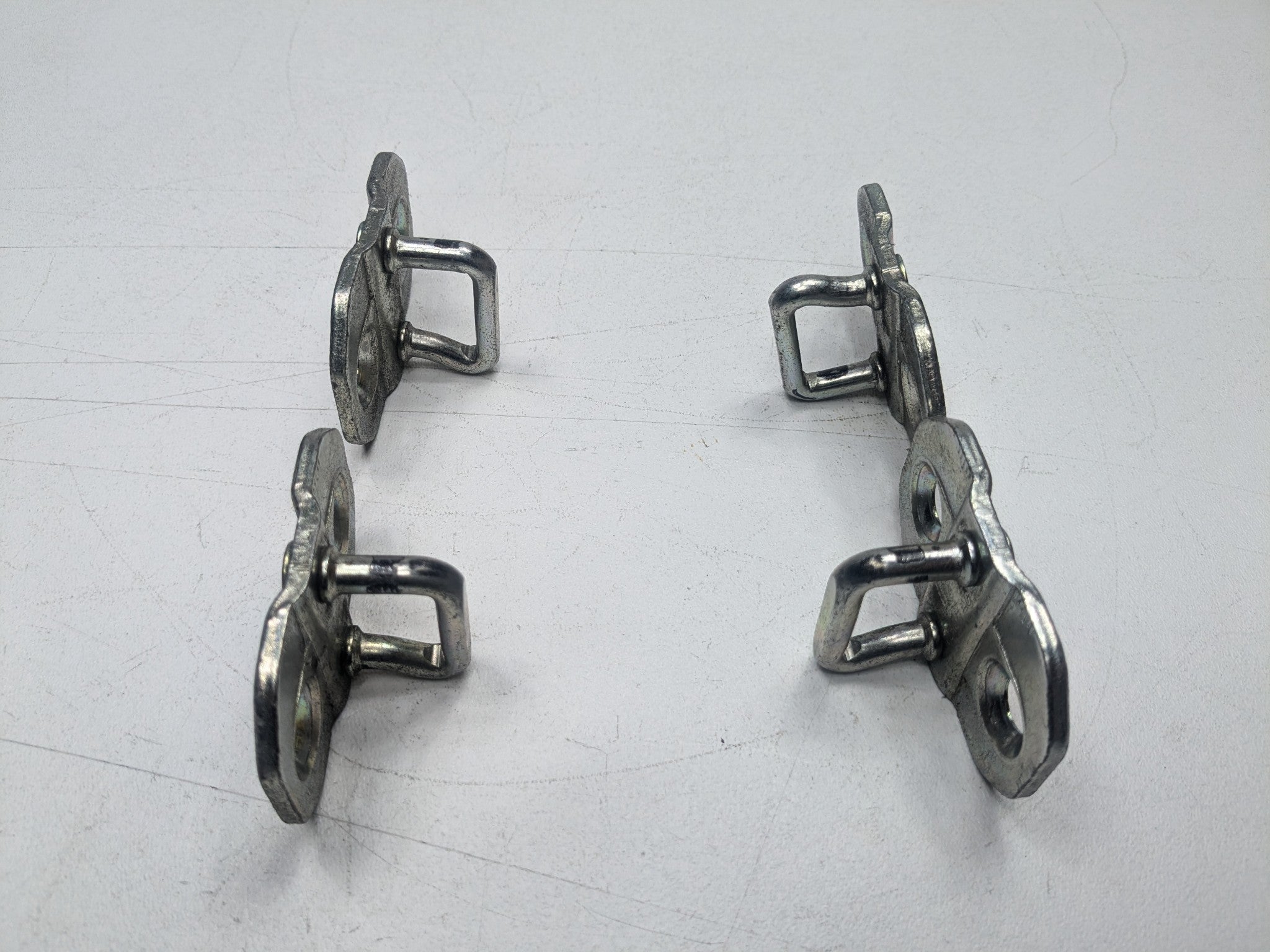 2009 - 2011 OEM MERCEDES-BENZ ML63 LEFT AND RIGHT DOOR LATCH LOCK STRIKER SET