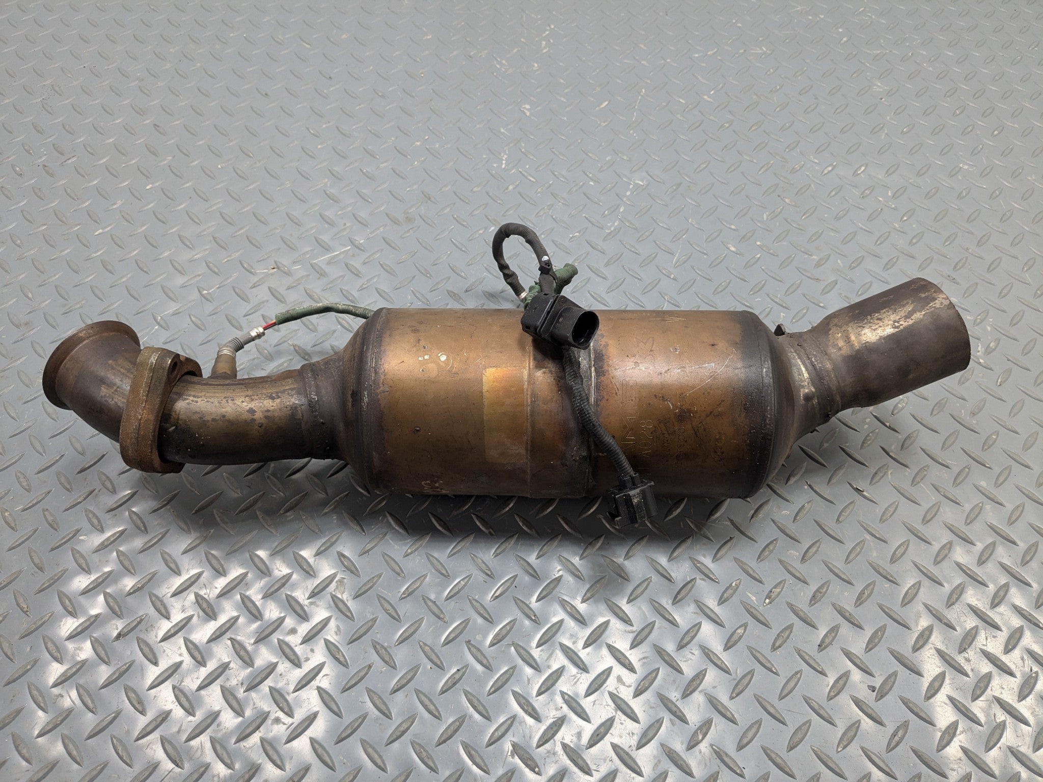 2009 - 2011 OEM MERCEDES-BENZ ML63 RIGHT SIDE EXHAUST DOWNPIPE