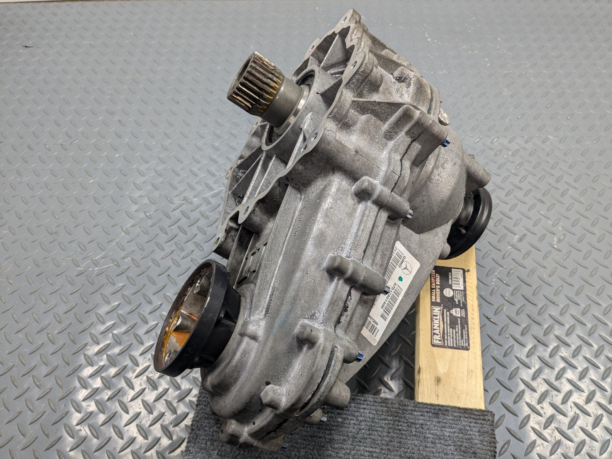 2009 - 2011 OEM MERCEDES-BENZ ML63 TRANSMISSION TRANSFER CASE GEAR BOX