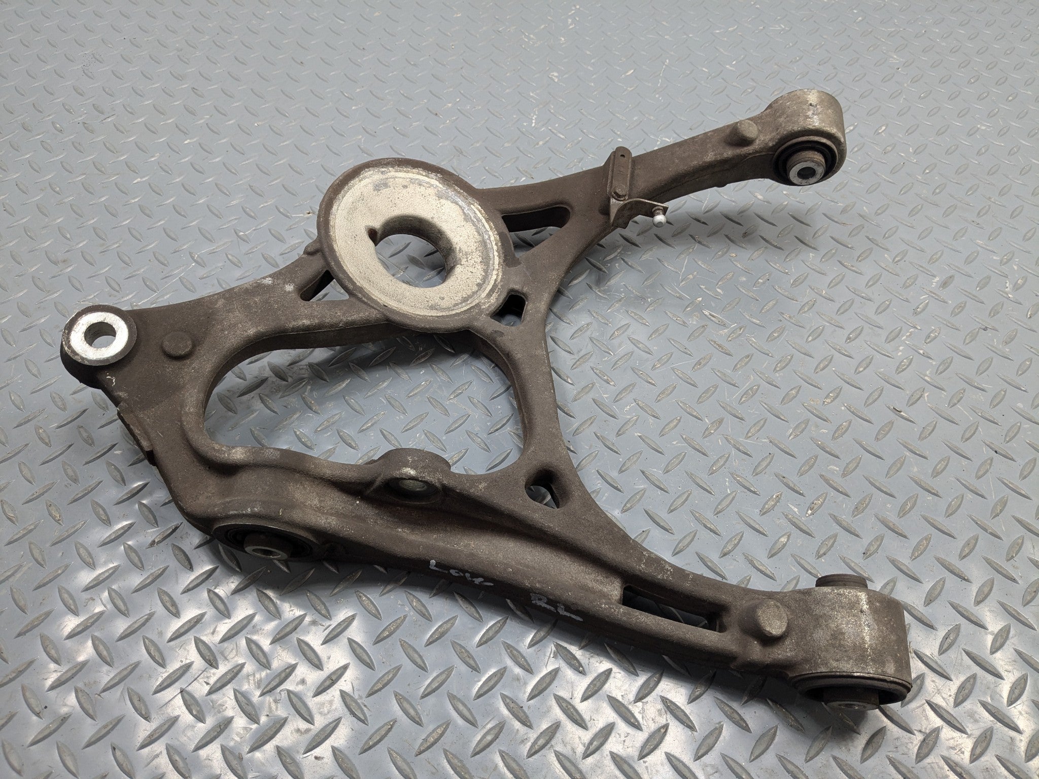 2009 - 2011 OEM MERCEDES-BENZ ML63 REAR LEFT DRIVER SIDE LOWER CONTROL ARM