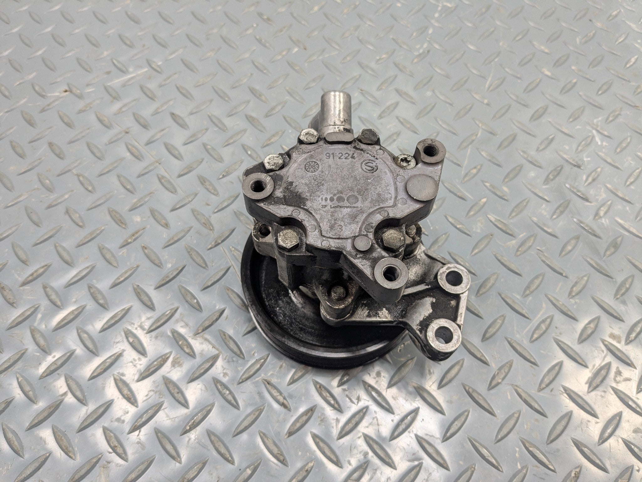 2009 - 2011 OEM MERCEDES-BENZ ML63 POWER STEERING COLUMN MOTOR