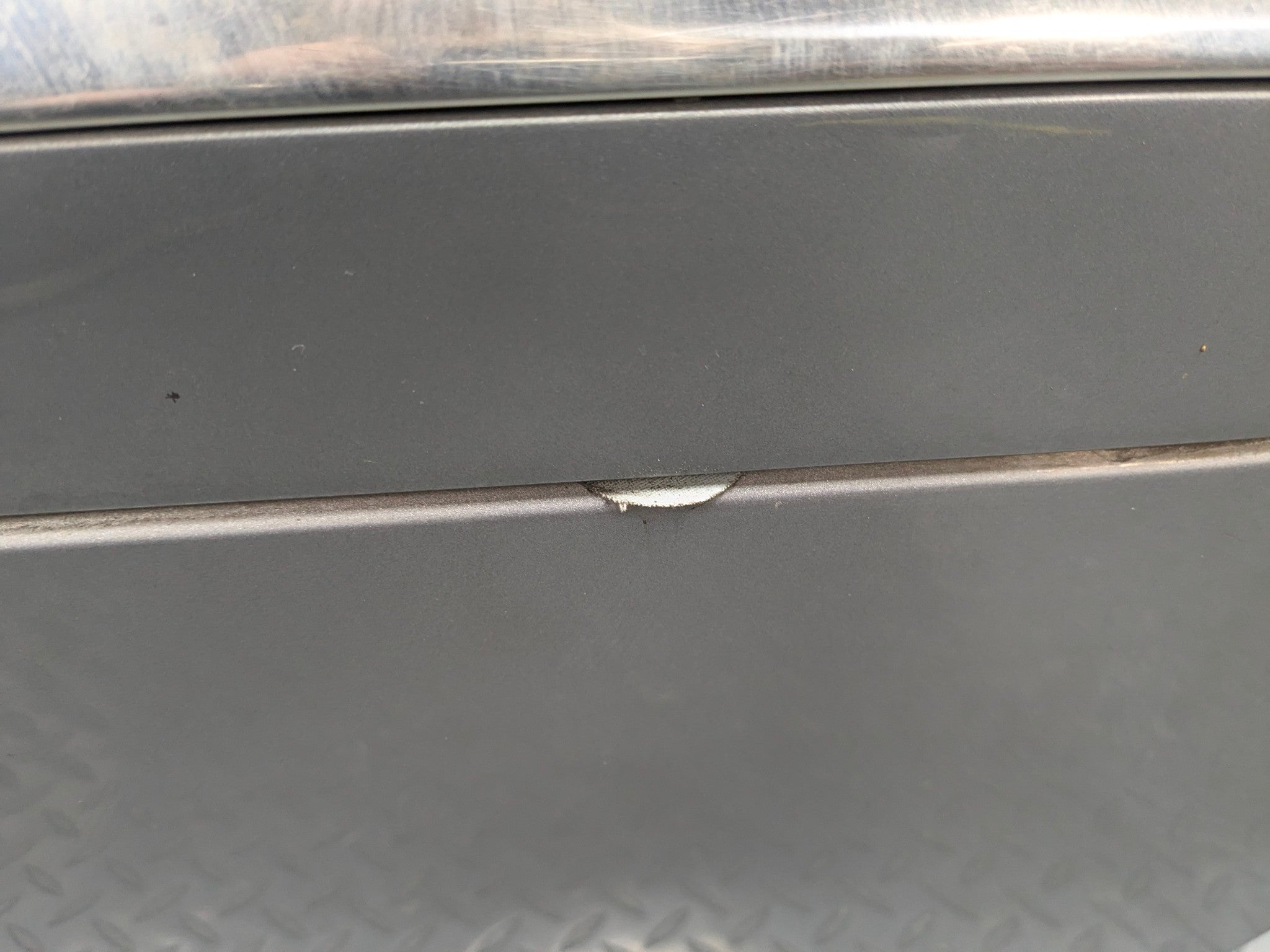 2009 - 2011 OEM MERCEDES-BENZ ML63 REAR LEFT DRIVER SIDE DOOR SHELL PANEL GRAY