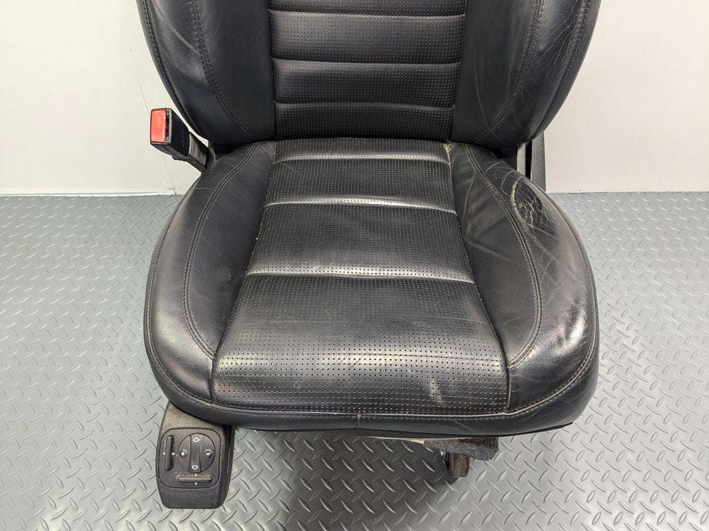 2009 - 2011 OEM MERCEDES-BENZ ML63 FRONT LEFT DRIVER SEAT WITH HEADREST BLACK