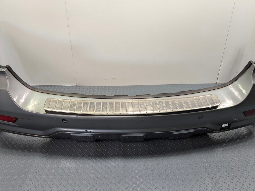 2009 - 2011 OEM MERCEDES-BENZ ML63 REAR LOWER BUMPER COVER PANEL GRAY