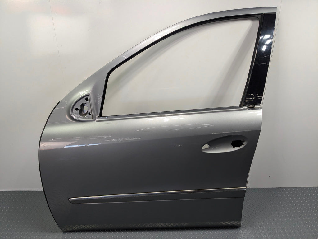 2009 - 2011 OEM MERCEDES-BENZ ML63 FRONT LEFT DRIVER SIDE DOOR SHELL PANEL GRAY