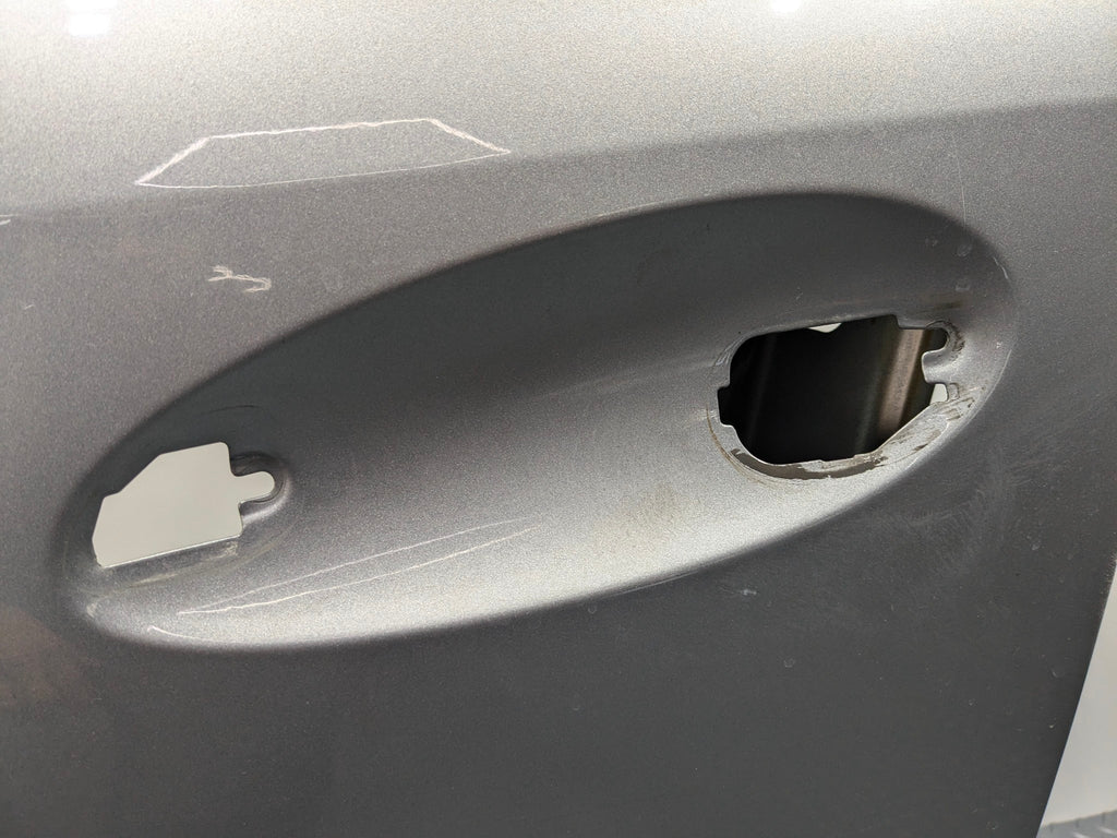 2009 - 2011 OEM MERCEDES-BENZ ML63 FRONT LEFT DRIVER SIDE DOOR SHELL PANEL GRAY