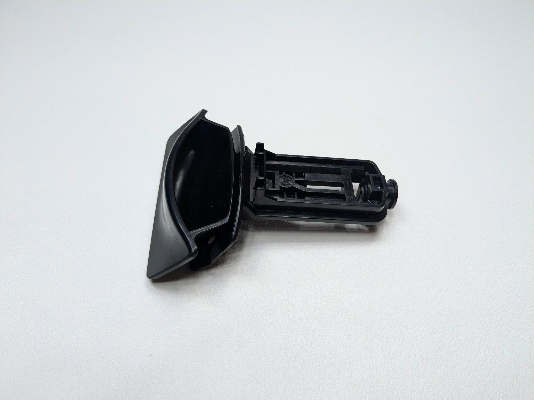 2009 - 2011 OEM MERCEDES-BENZ ML63 PARKING BRAKE RELEASE HANDLE