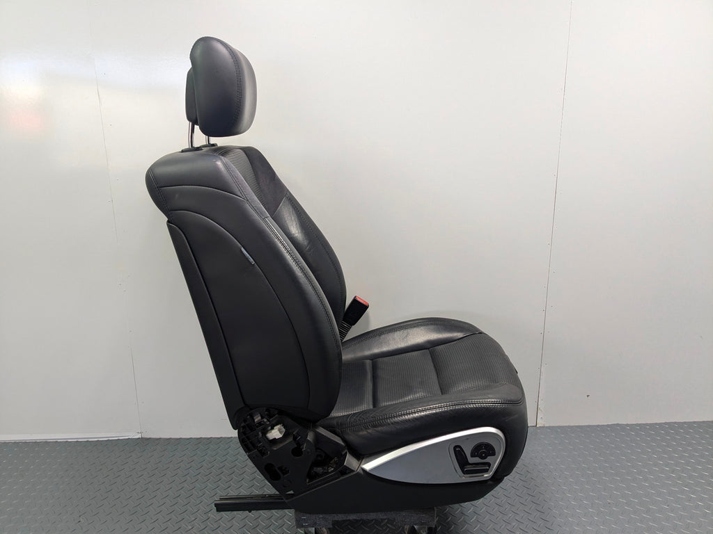 09 - 11 OEM MERCEDES-BENZ ML63 FRONT RIGHT SIDE SEAT WITH HEADREST BLACK LEATHER