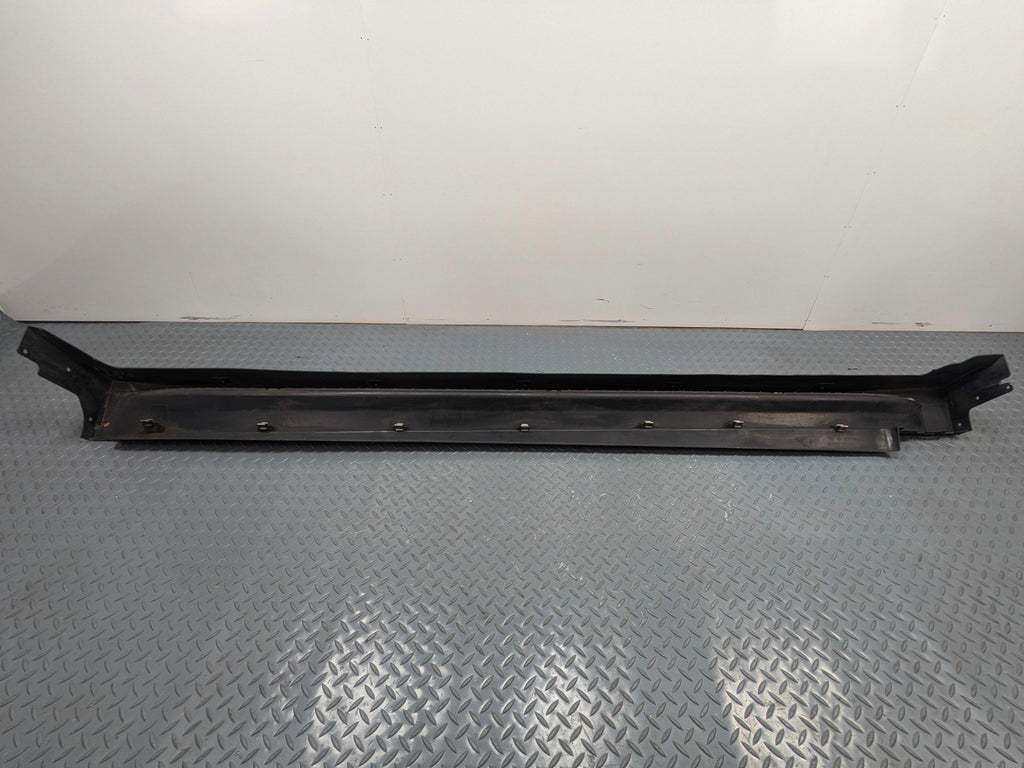 2009 - 2011 OEM MERCEDES-BENZ ML63 RIGHT SIDE RUNNING BOARD STEP PAD ASSEMBLY