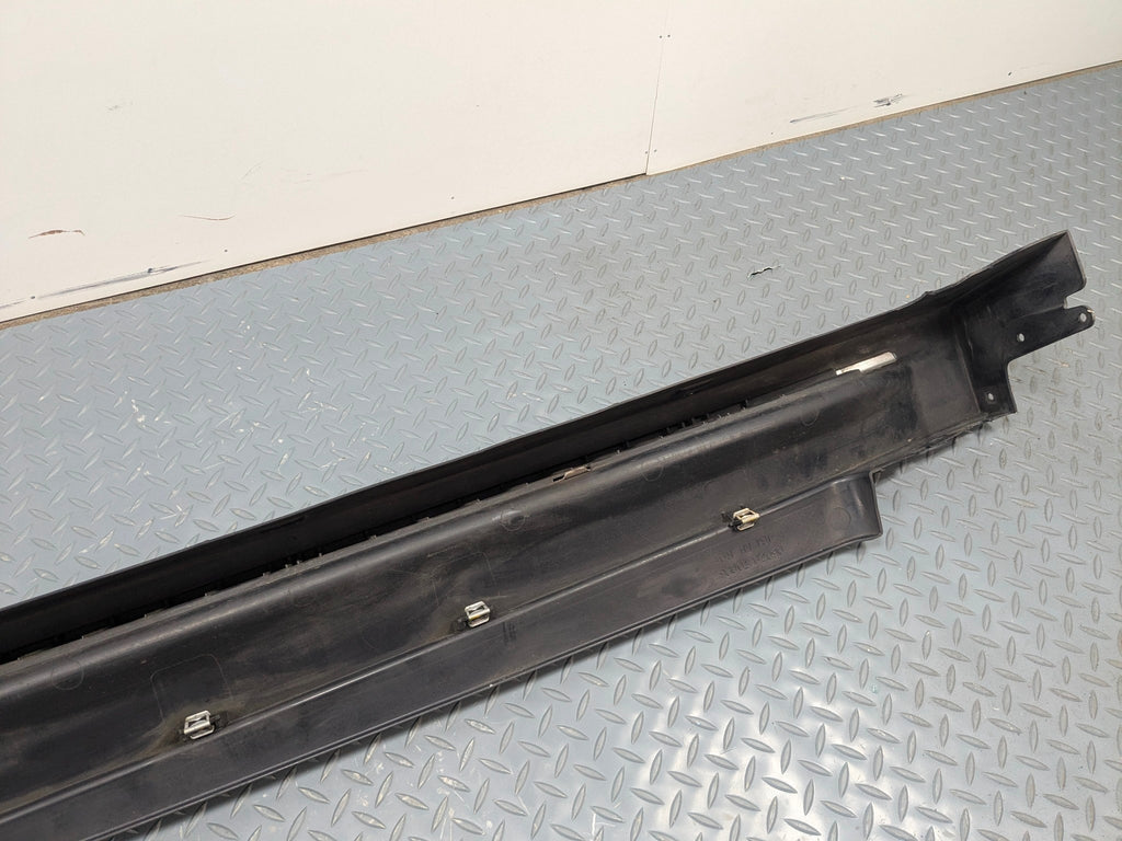 2009 - 2011 OEM MERCEDES-BENZ ML63 RIGHT SIDE RUNNING BOARD STEP PAD ASSEMBLY