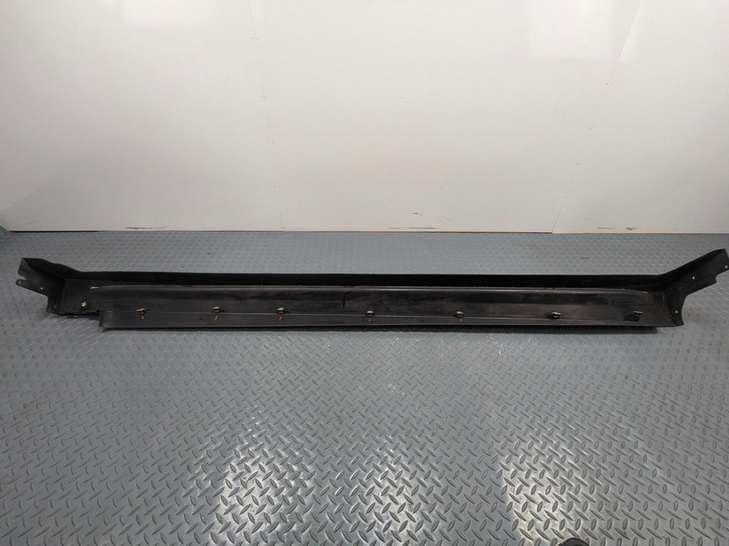 2009 - 2011 OEM MERCEDES-BENZ ML63 LEFT SIDE RUNNING BOARD STEP PAD ASSEMBLY