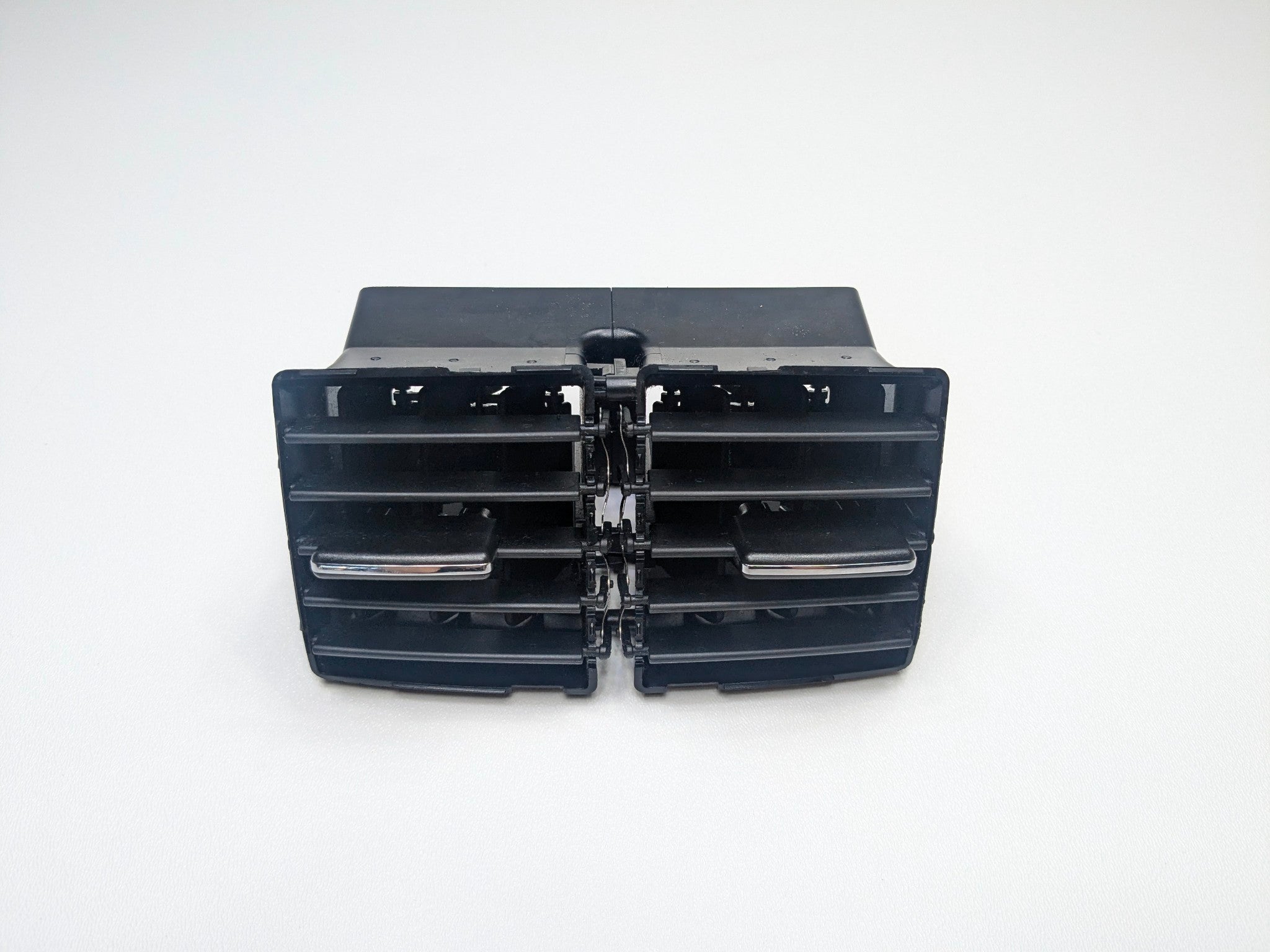 2009 - 2011 OEM MERCEDES-BENZ ML63 REAR CENTER AC CONDITIONING AIR VENT
