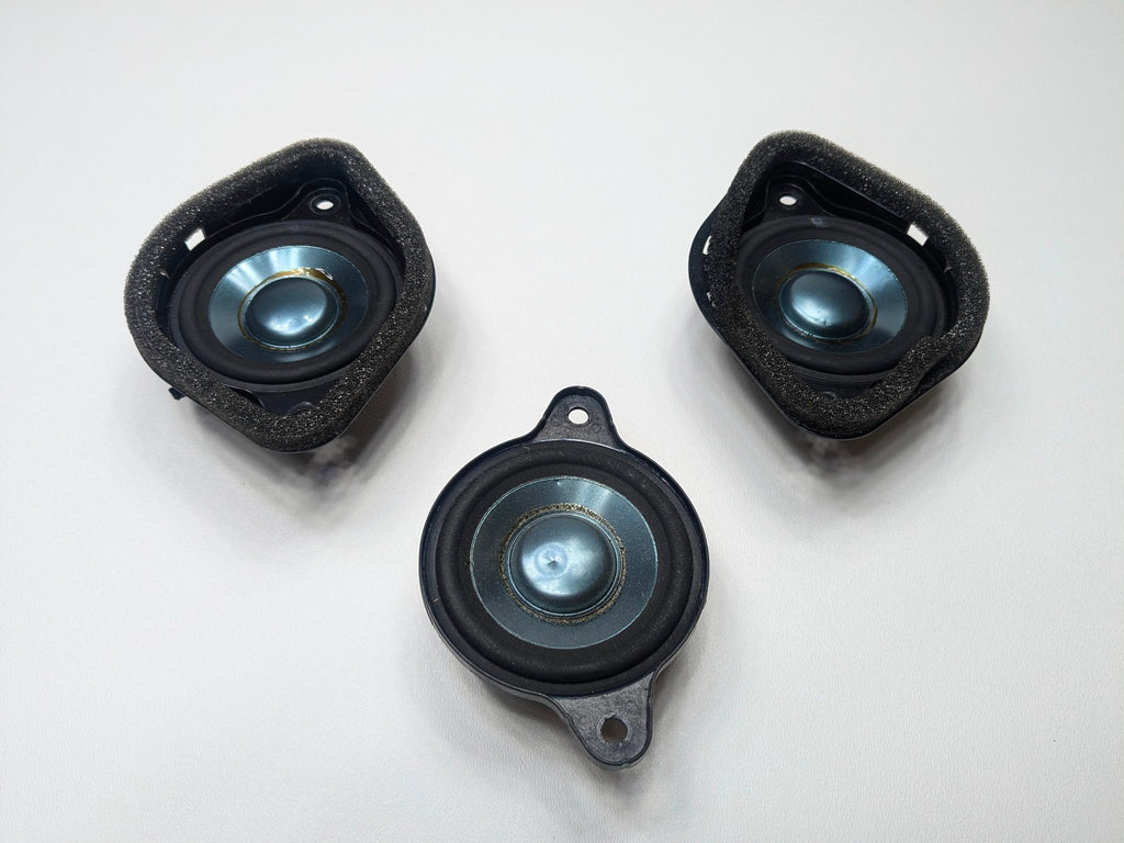 09 - 11 OEM MERCEDES-BENZ ML63 FRONT DASH AND REAR SOUND SYSTEM SPEAKER SET OF 3