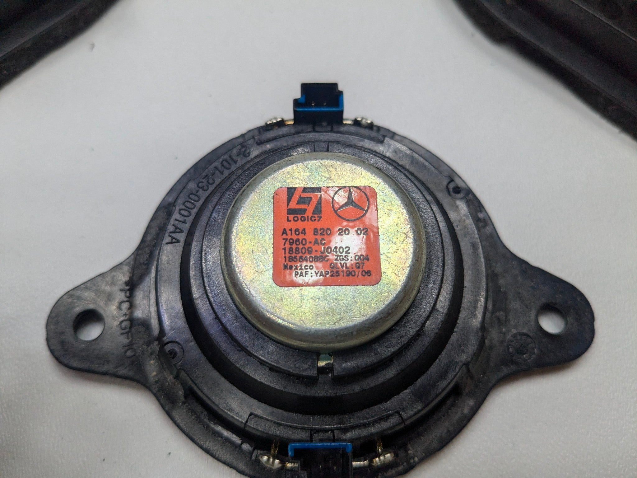 09 - 11 OEM MERCEDES-BENZ ML63 FRONT DASH AND REAR SOUND SYSTEM SPEAKER SET OF 3