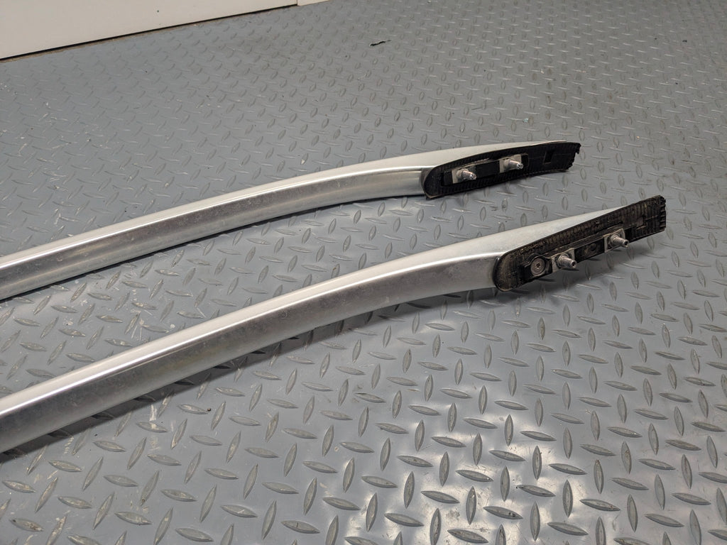 09 - 11 OEM MERCEDES-BENZ ML63 BAGGAGE LUGGAGE ROOF RACK RAIL CROSSBAR SILVER