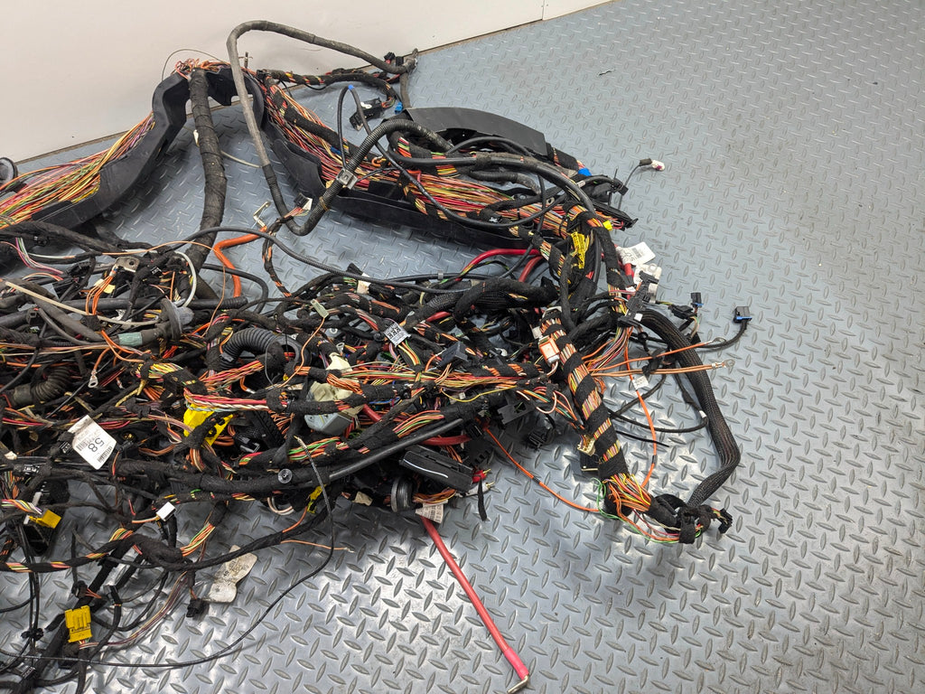09 - 11 OEM MERCEDES-BENZ ML63 COMPLETE BODY WIRE HARNESS CABLES WITH FUSEBOX