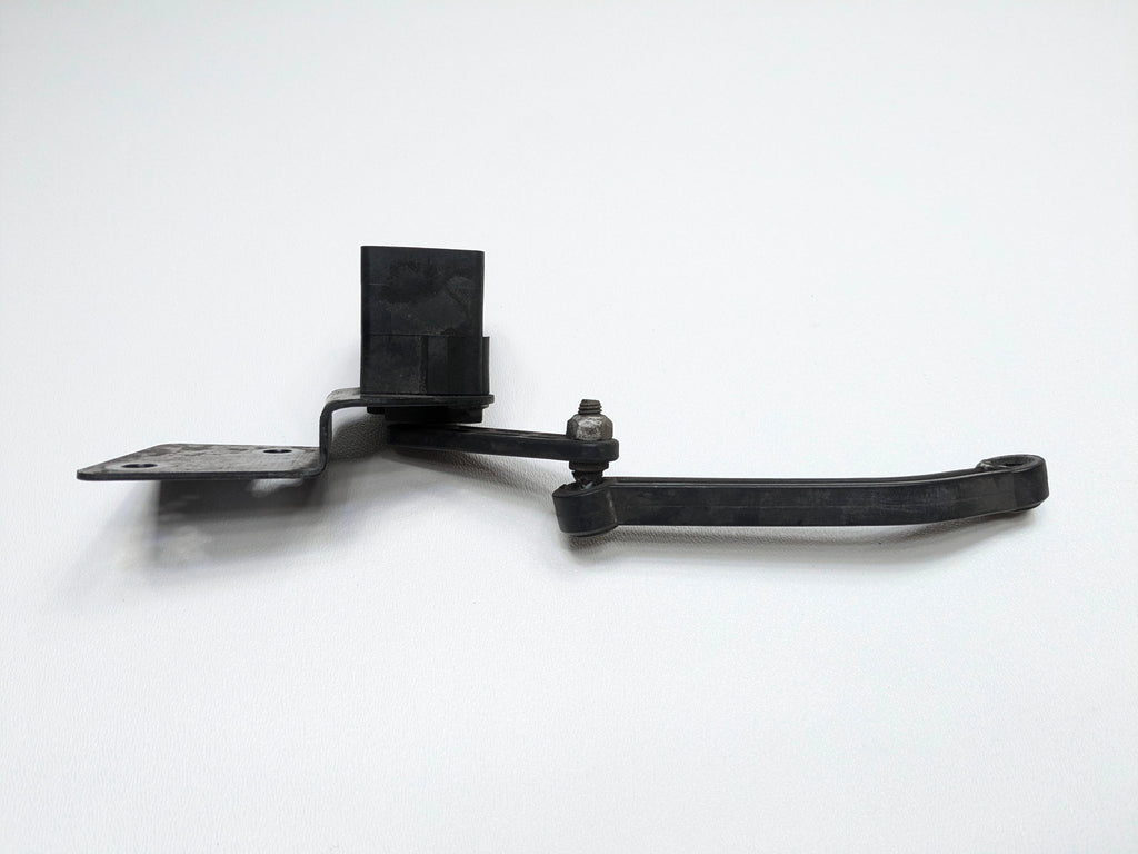 09 - 11 OEM MERCEDES-BENZ ML63 FRONT RIGHT AIR SUSPENSION LEVEL HEIGHT SENSOR