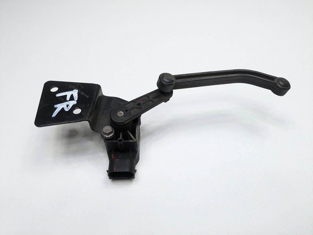 09 - 11 OEM MERCEDES-BENZ ML63 FRONT RIGHT AIR SUSPENSION LEVEL HEIGHT SENSOR