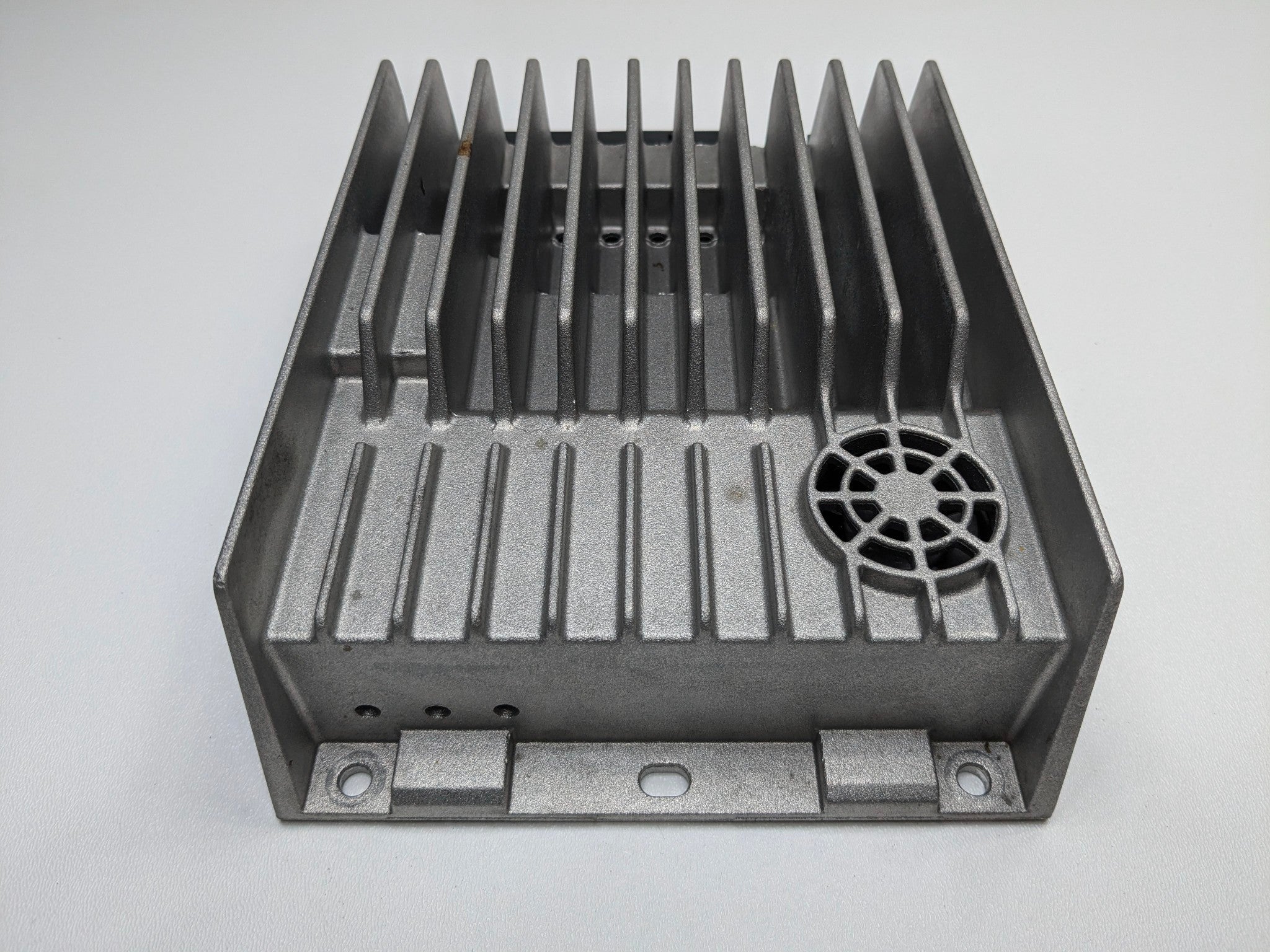2009 - 2011 OEM MERCEDES-BENZ ML63 HARMAN BECKER AUDIO AMPLIFIER AMP