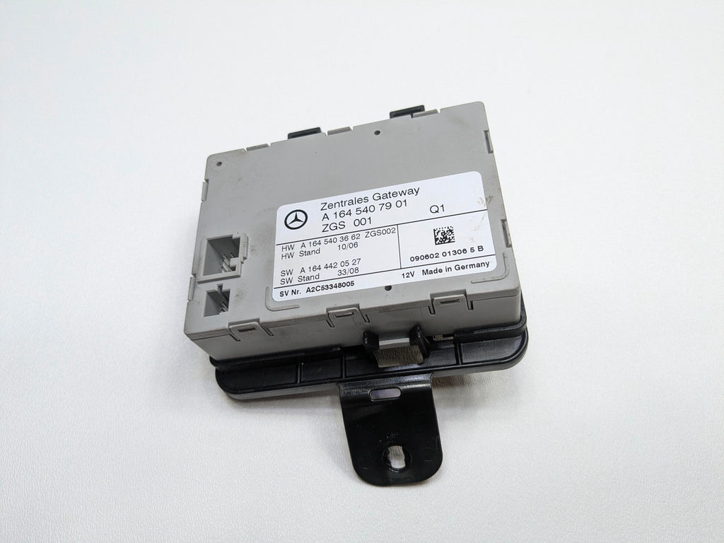 2009 - 2011 OEM MERCEDES-BENZ ML63 GATEWAY CHASSIS CONTROL MODULE