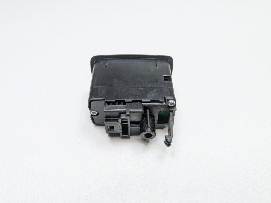 2009 - 2011 OEM MERCEDES-BENZ ML63 FRONT SIDE TRUNK LID GATE RELEASE LOCK SWITCH