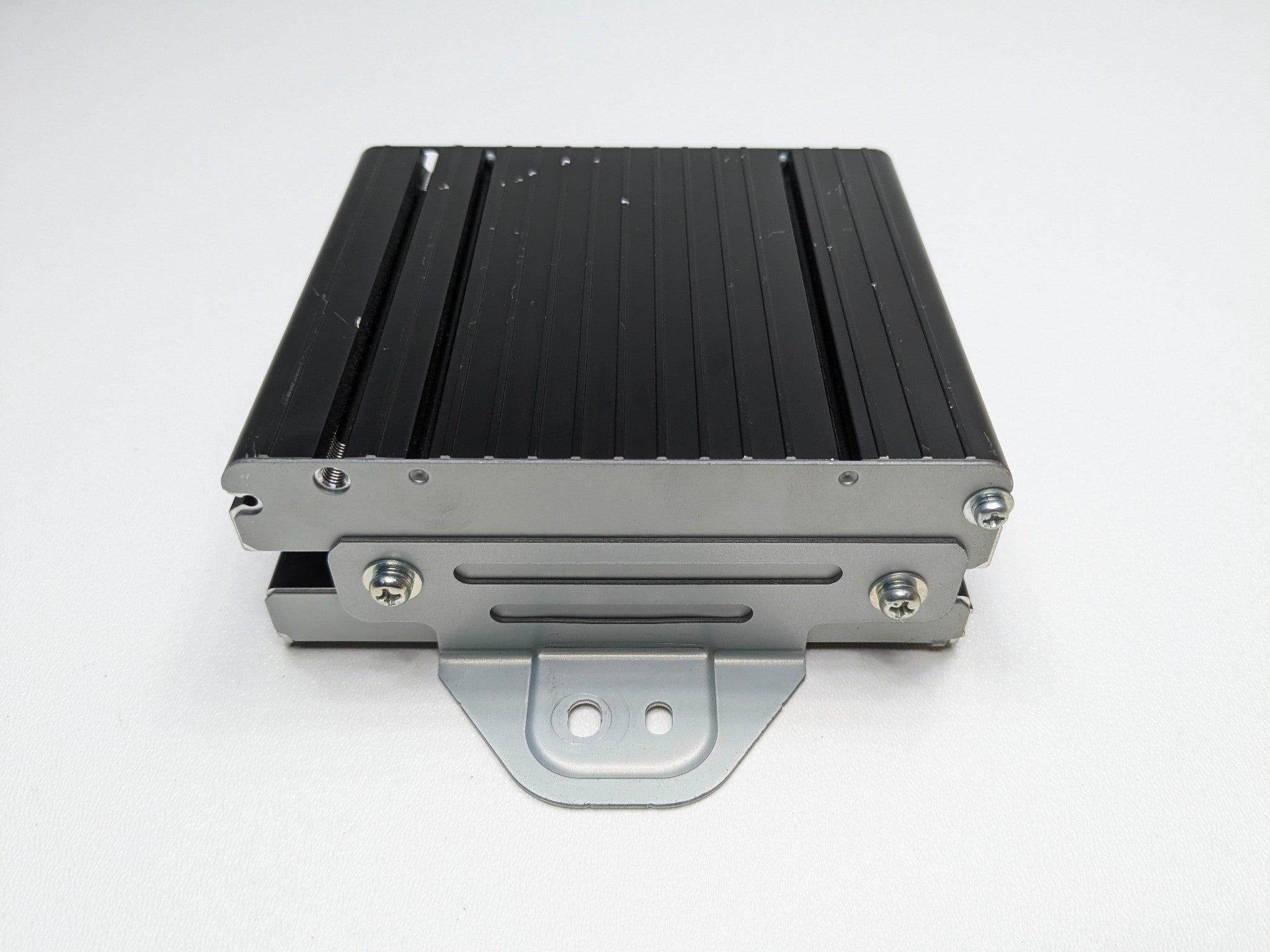 2009 - 2011 OEM MERCEDES-BENZ ML63 POWER CONVERTER INVERTER MODULE