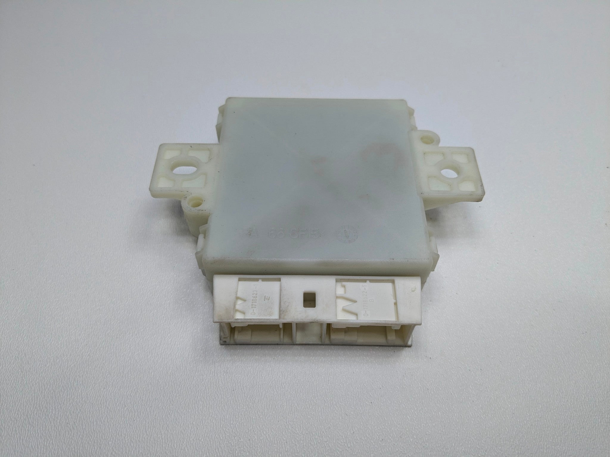 2009 - 2011 OEM MERCEDES-BENZ ML63 PARKTRONIC PARK ASSIST CONTROL MODULE UNIT