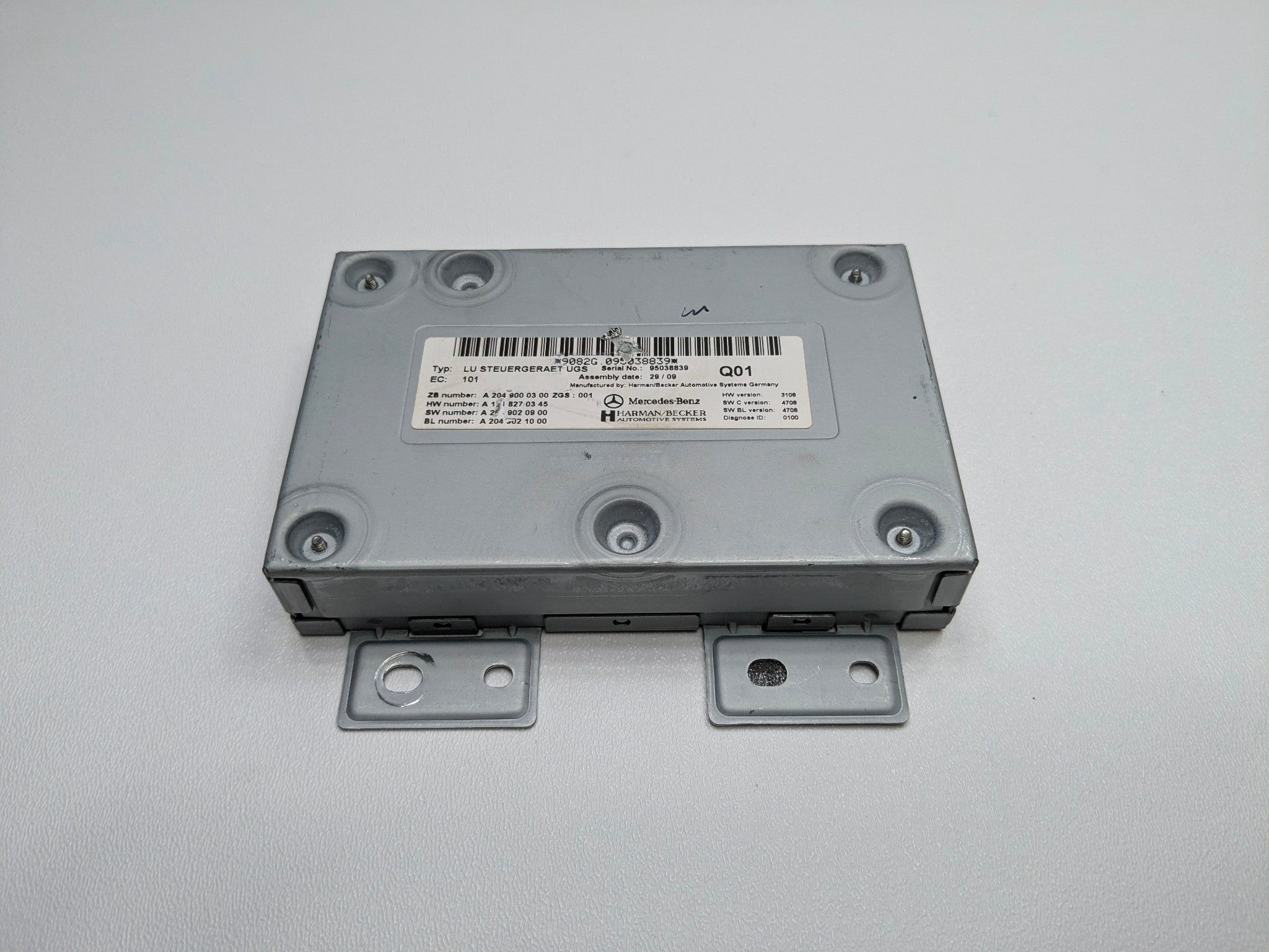 2009 - 2011 OEM MERCEDES-BENZ ML63 MEDIA INTERFACE COMMUNICATION CONTROL MODULE