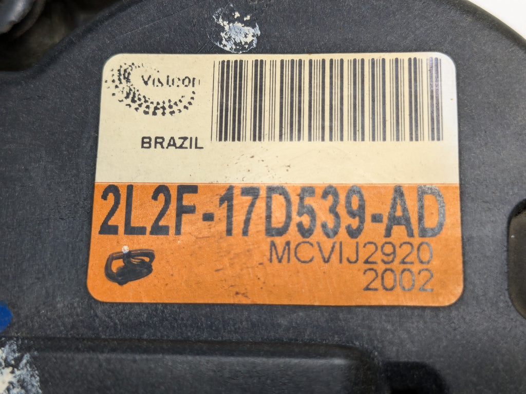 2004 - 2008 OEM FORD F150 FRONT WINDSHIELD WIPER MOTOR WITH LINKAGE