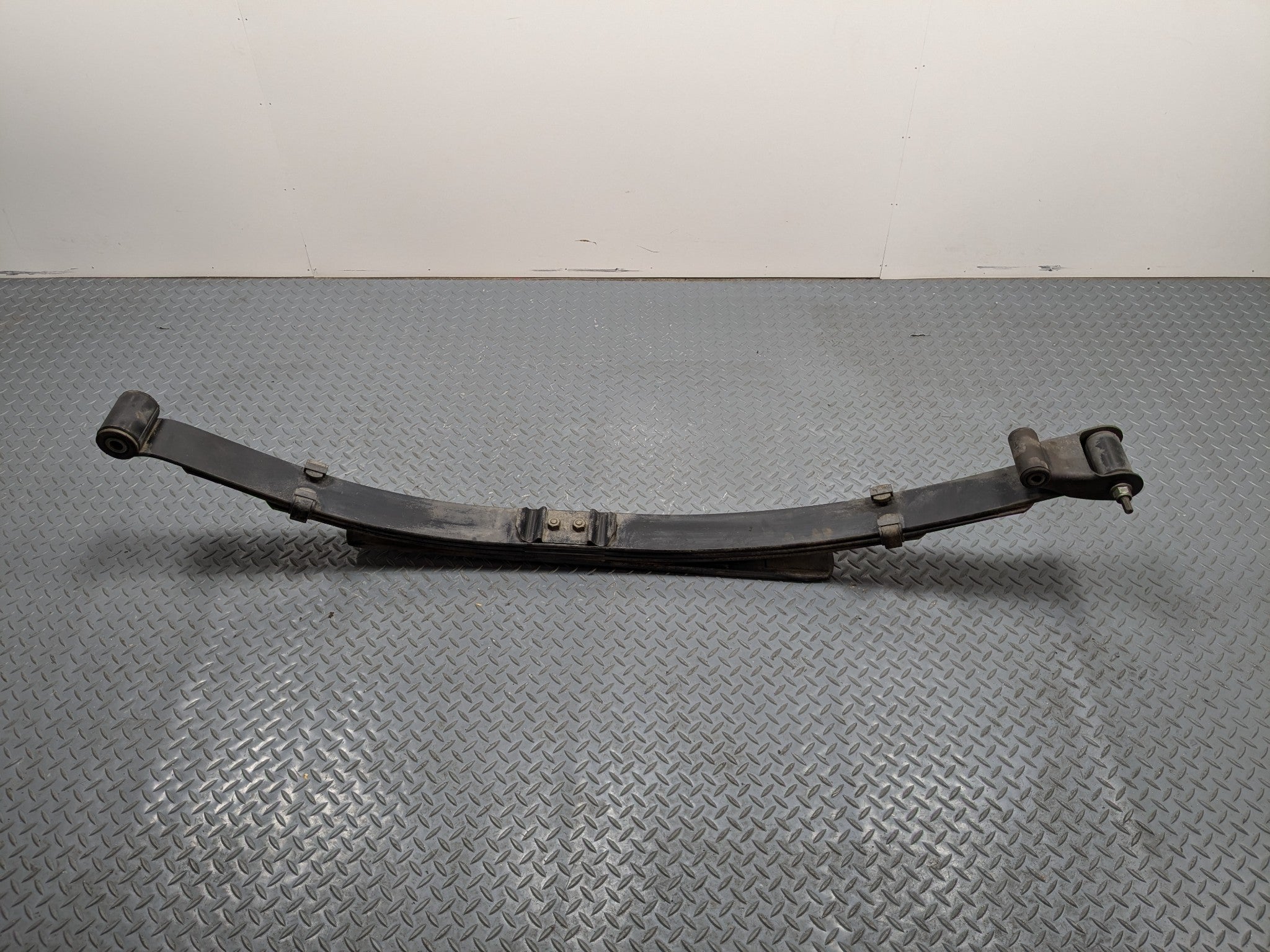 2004 - 2008 OEM FORD F150 REAR LEFT DRIVER SIDE LEAF SPRING ASSEMBLY
