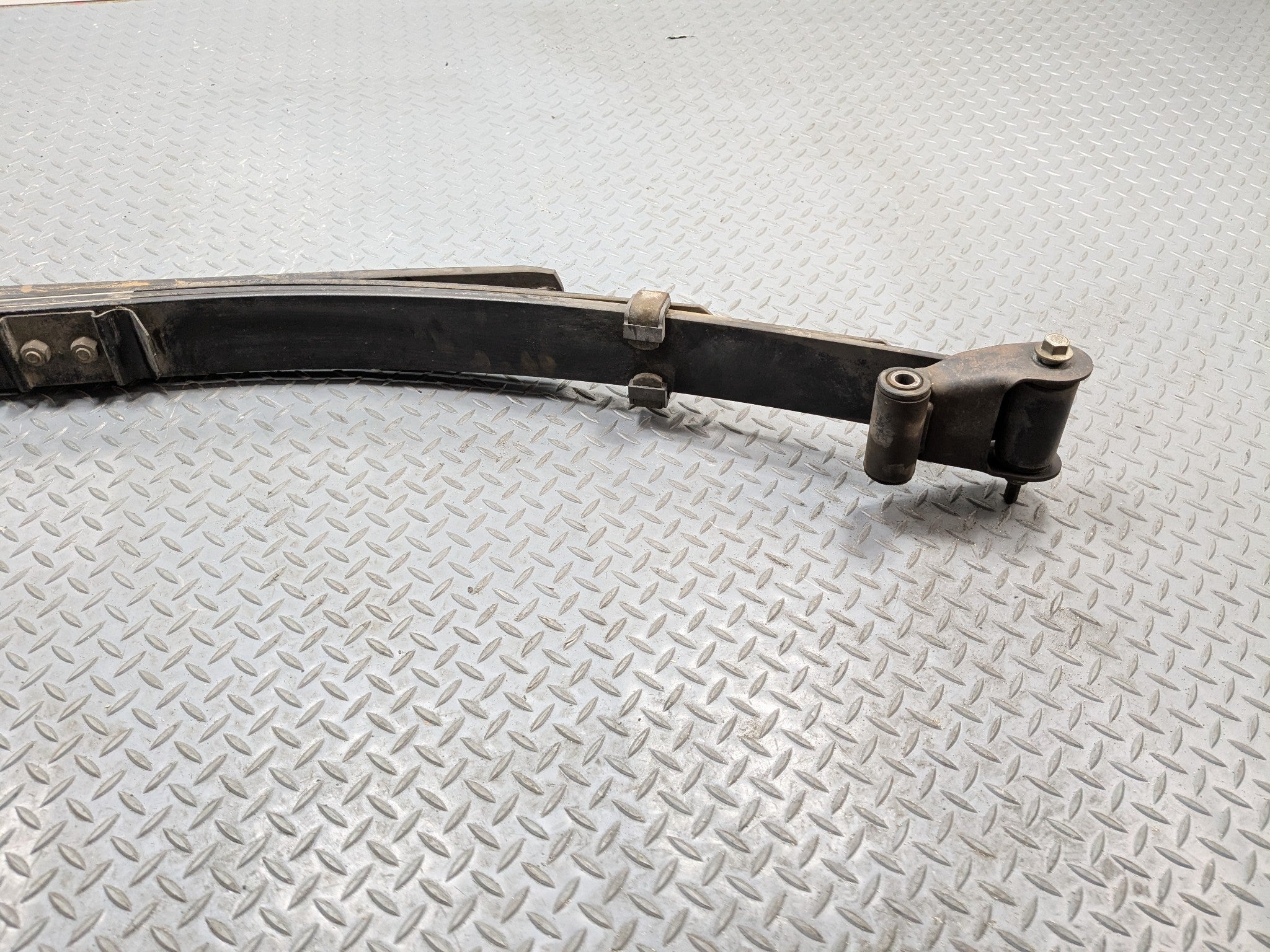2004 - 2008 OEM FORD F150 REAR LEFT DRIVER SIDE LEAF SPRING ASSEMBLY