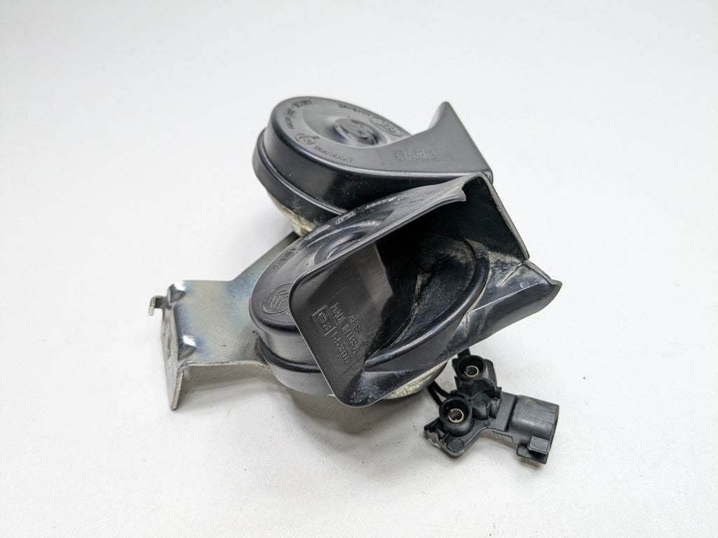 07 - 10 OEM LINCOLN MKX HIGH AND LOW NOTE TONE FREQUENCY PITCH SIGNAL HORN SET