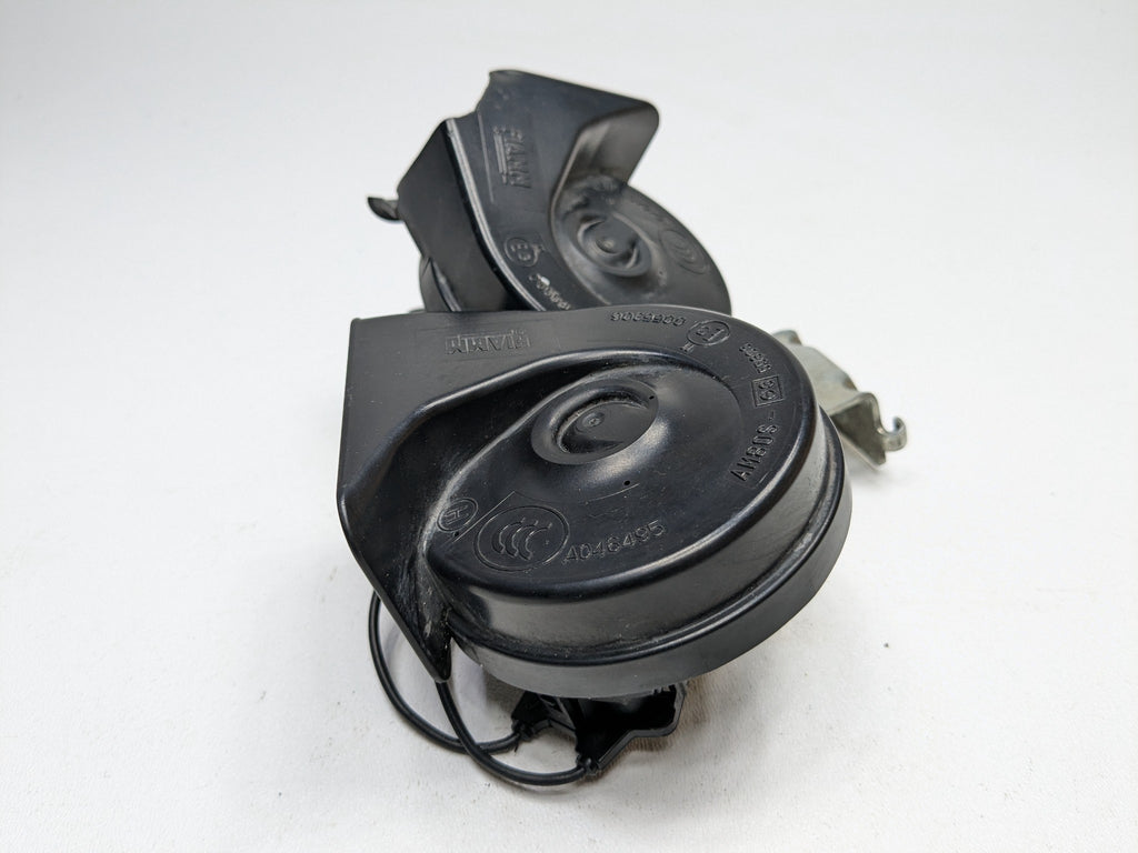 07 - 10 OEM LINCOLN MKX HIGH AND LOW NOTE TONE FREQUENCY PITCH SIGNAL HORN SET