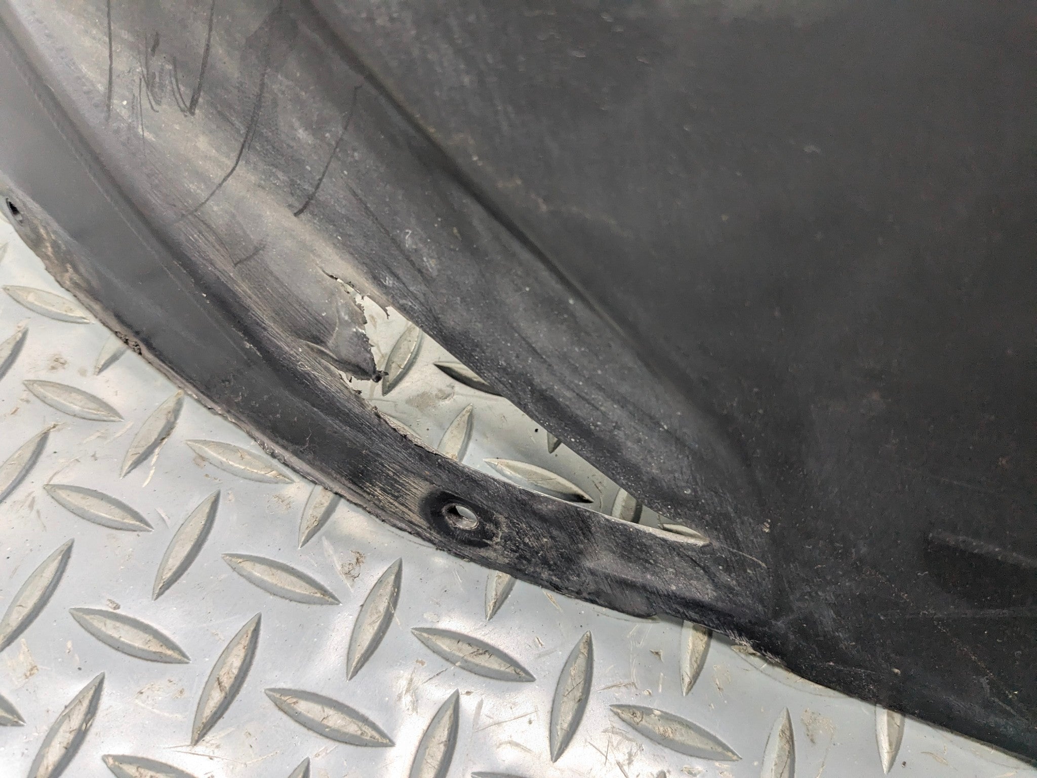 07 - 10 OEM LINCOLN MKX REAR RIGHT SIDE WHEELHOUSE FENDER LINER SPLASH SHIELD