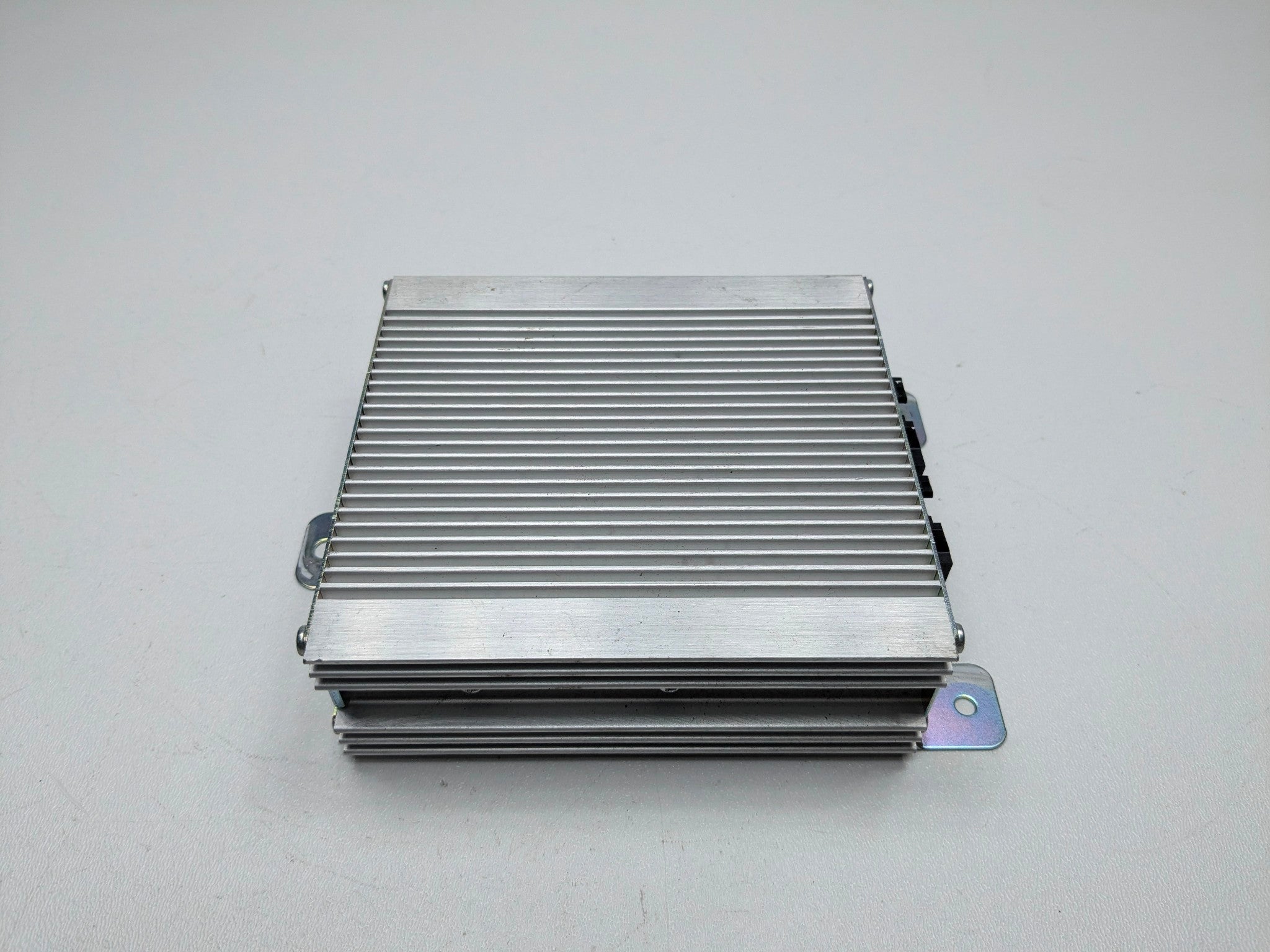 2013 - 2016 OEM LINCOLN MKZ RADIO AUDIO STEREO SOUND SYSTEM AMPLIFIER MODULE