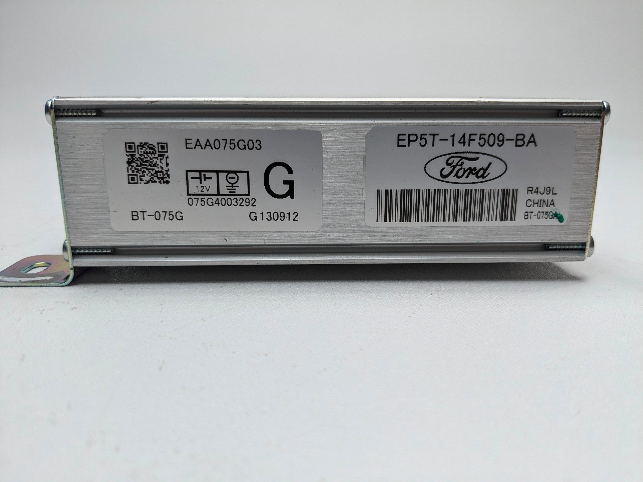 2013 - 2016 OEM LINCOLN MKZ RADIO AUDIO STEREO SOUND SYSTEM AMPLIFIER MODULE