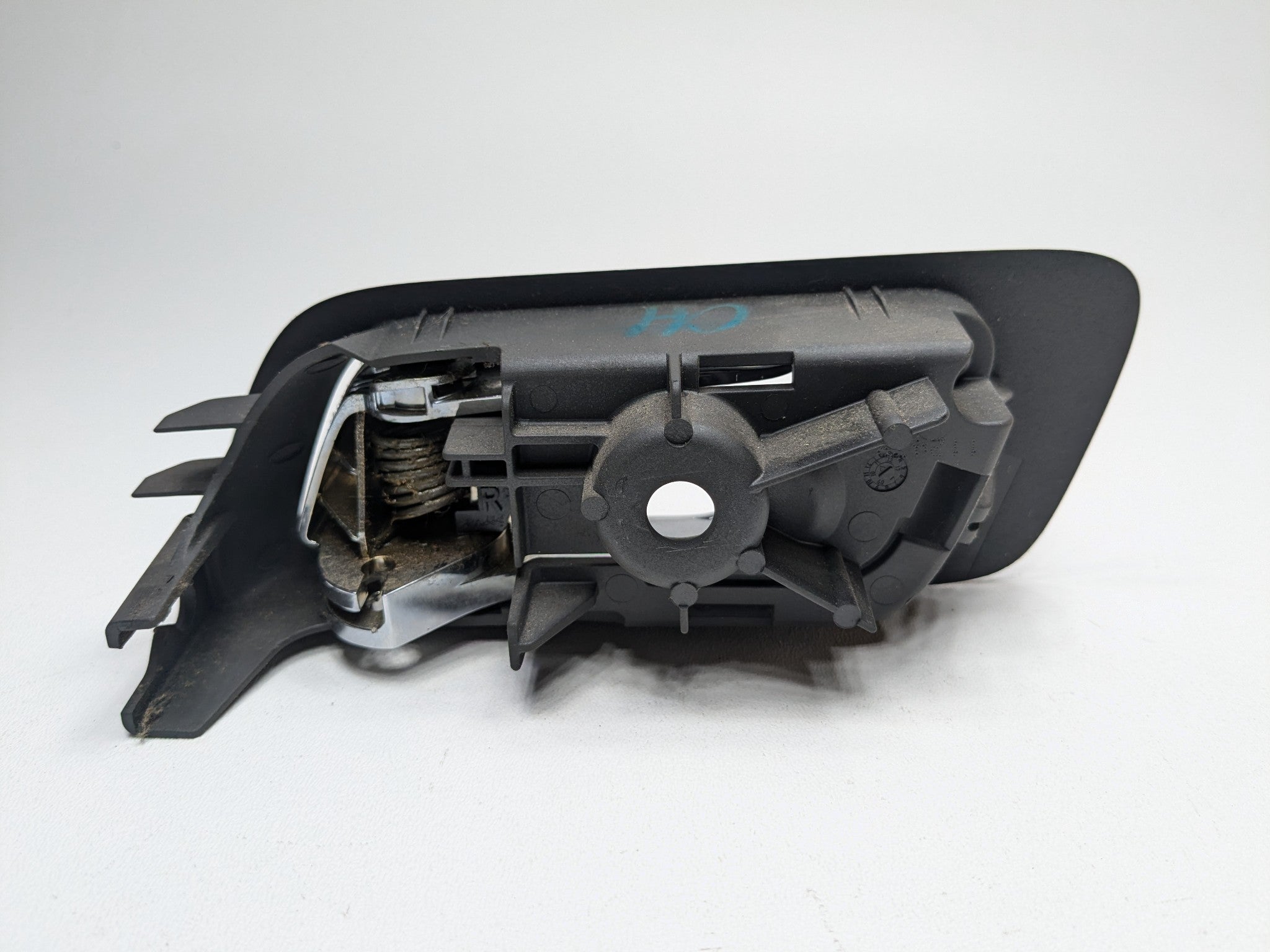 2011 - 2015 OEM FORD EXPLORER REAR RIGHT PASSENGER SIDE INSIDE DOOR HANDLE