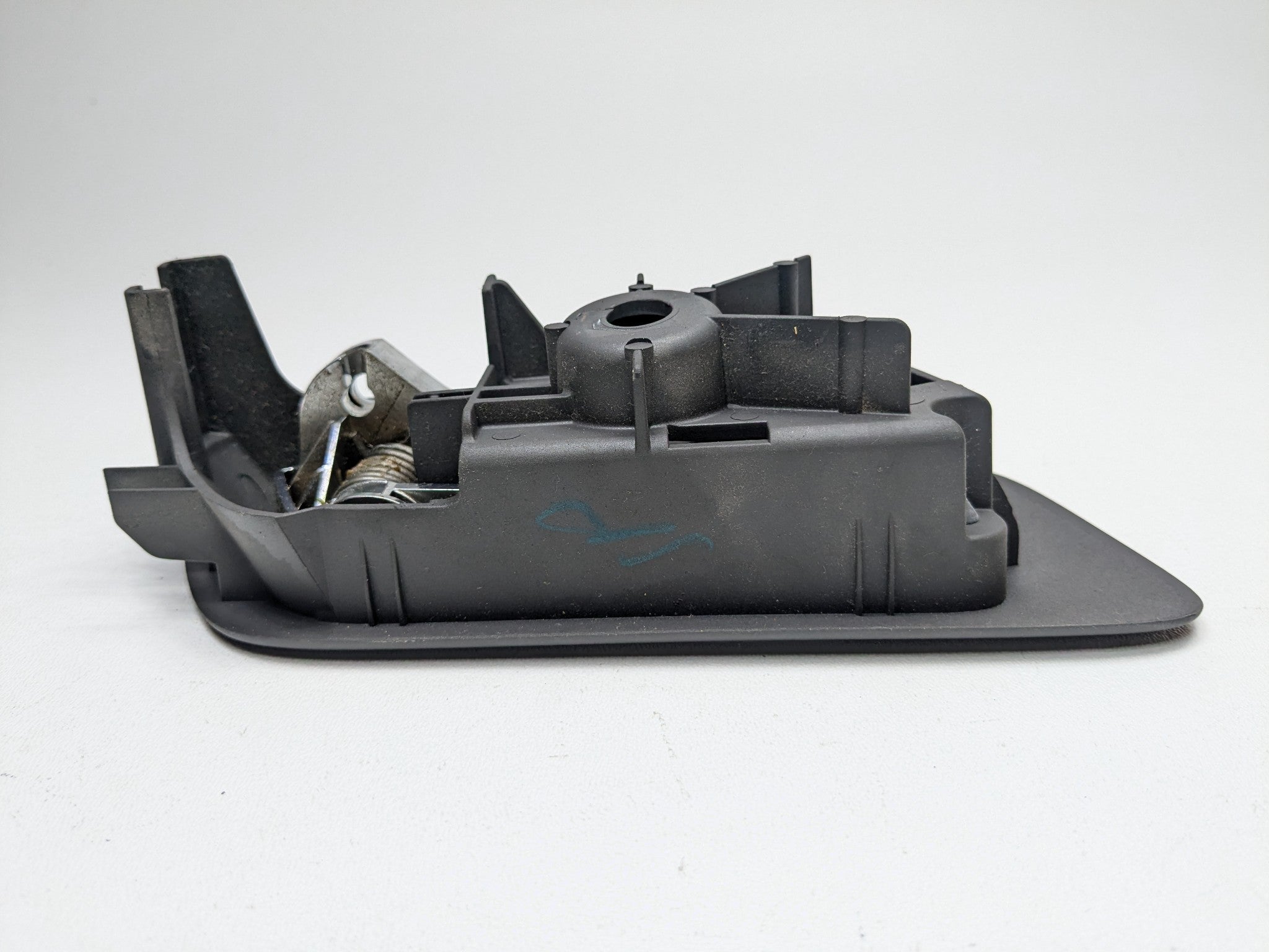 2011 - 2015 OEM FORD EXPLORER REAR LEFT DRIVER SIDE INSIDE DOOR HANDLE