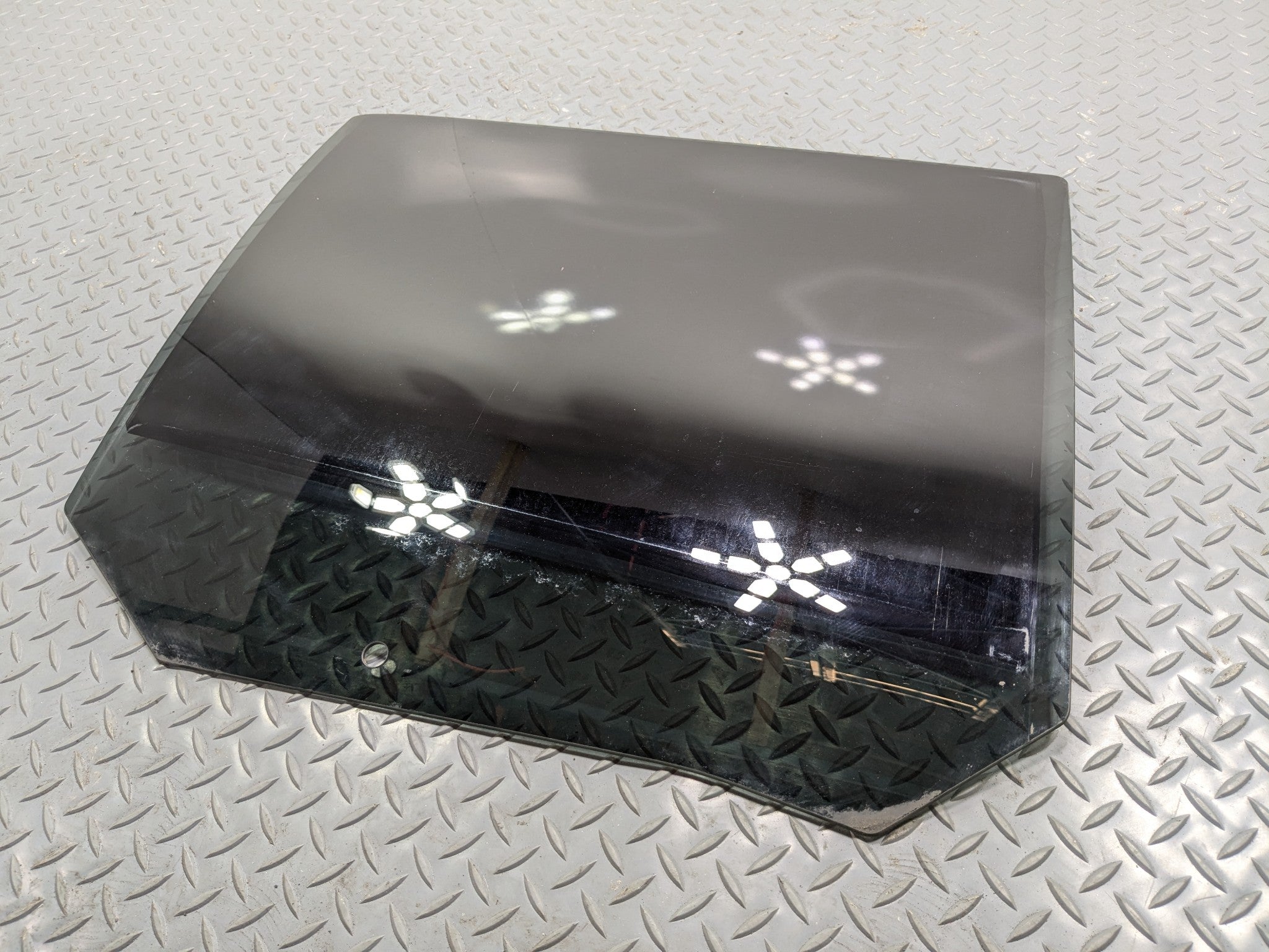 2011 - 2015 OEM FORD EXPLORER REAR RIGHT PASSENGER SIDE DOOR GLASS WINDOW