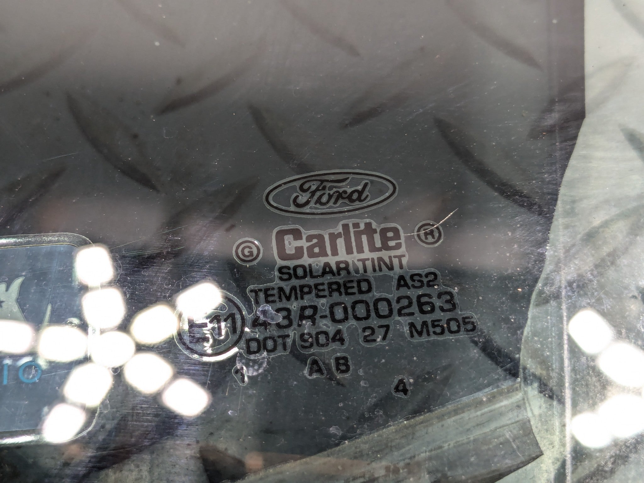 2011 - 2015 OEM FORD EXPLORER FRONT LEFT DRIVER SIDE DOOR GLASS WINDOW