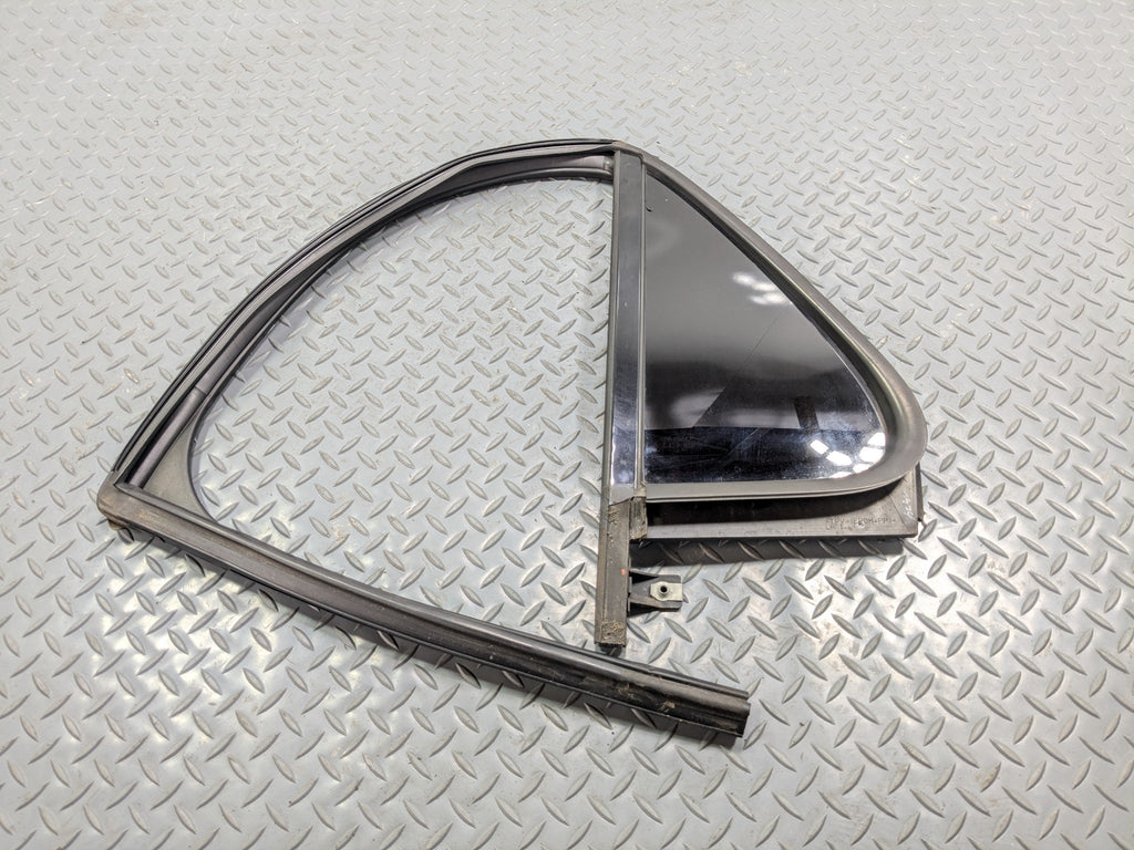 2011 - 2015 OEM FORD EXPLORER REAR LEFT DRIVER SIDE VENT WINDOW GLASS